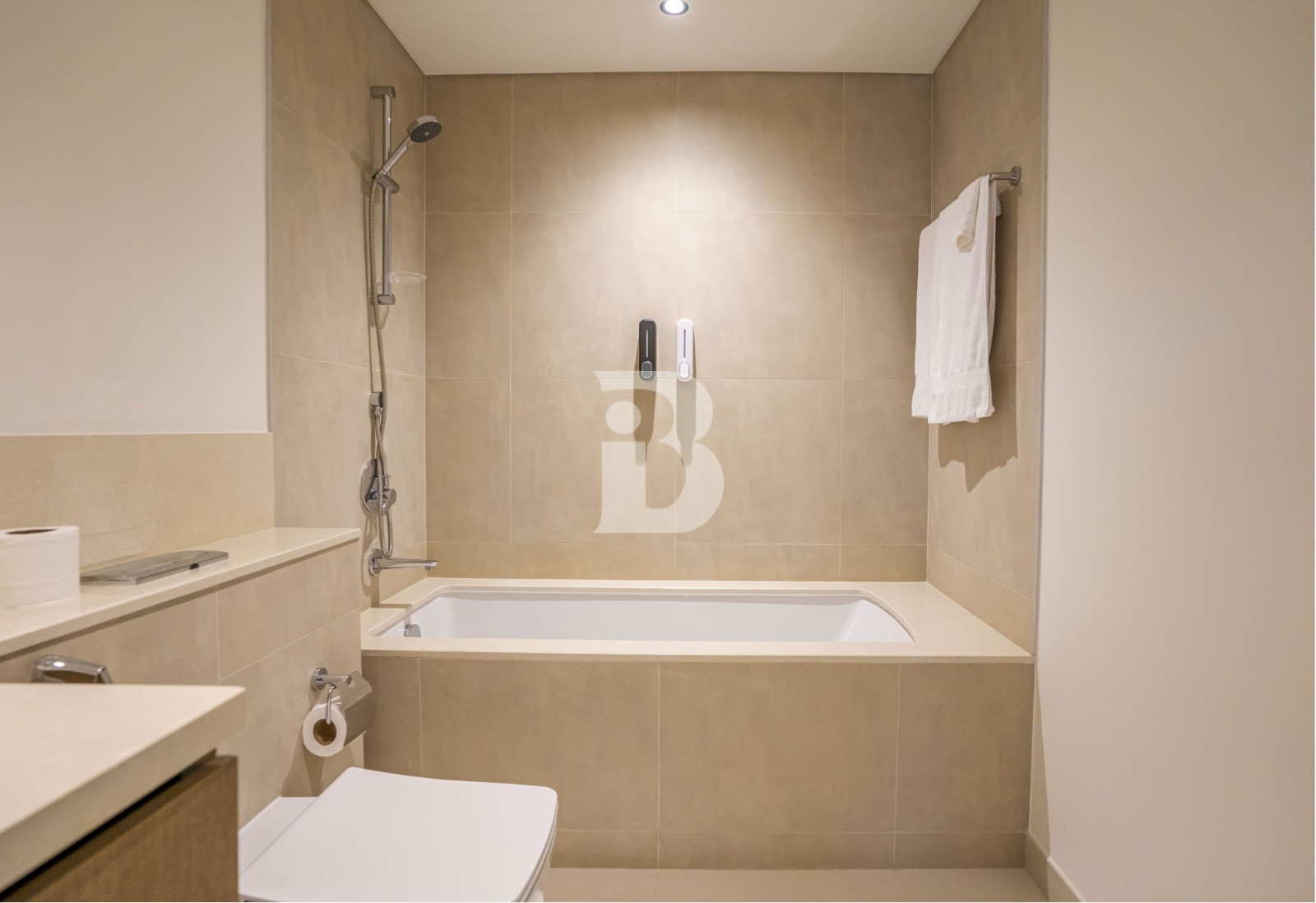 Luxury 3-Bedroom|  Burj Khalifa View | High Floor 22