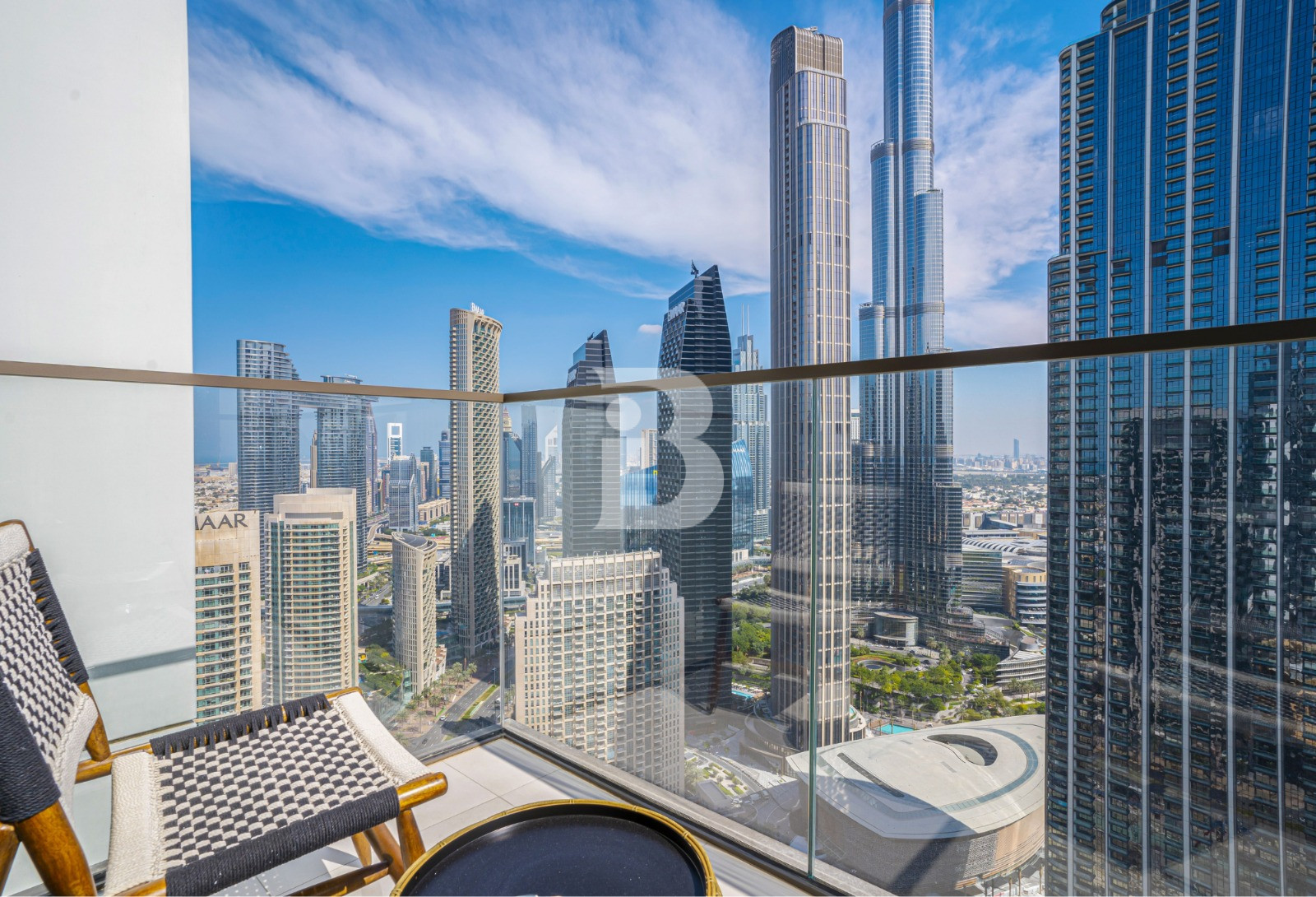 Luxury 3-Bedroom|  Burj Khalifa View | High Floor 24