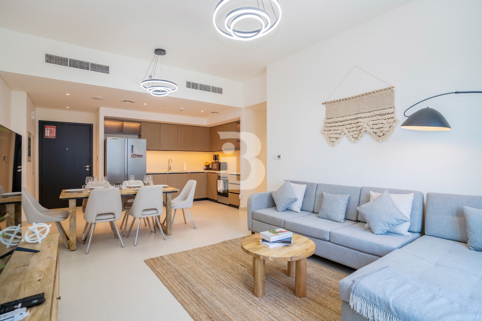 Luxury 3-Bedroom| Burj Khalifa View | High Floor