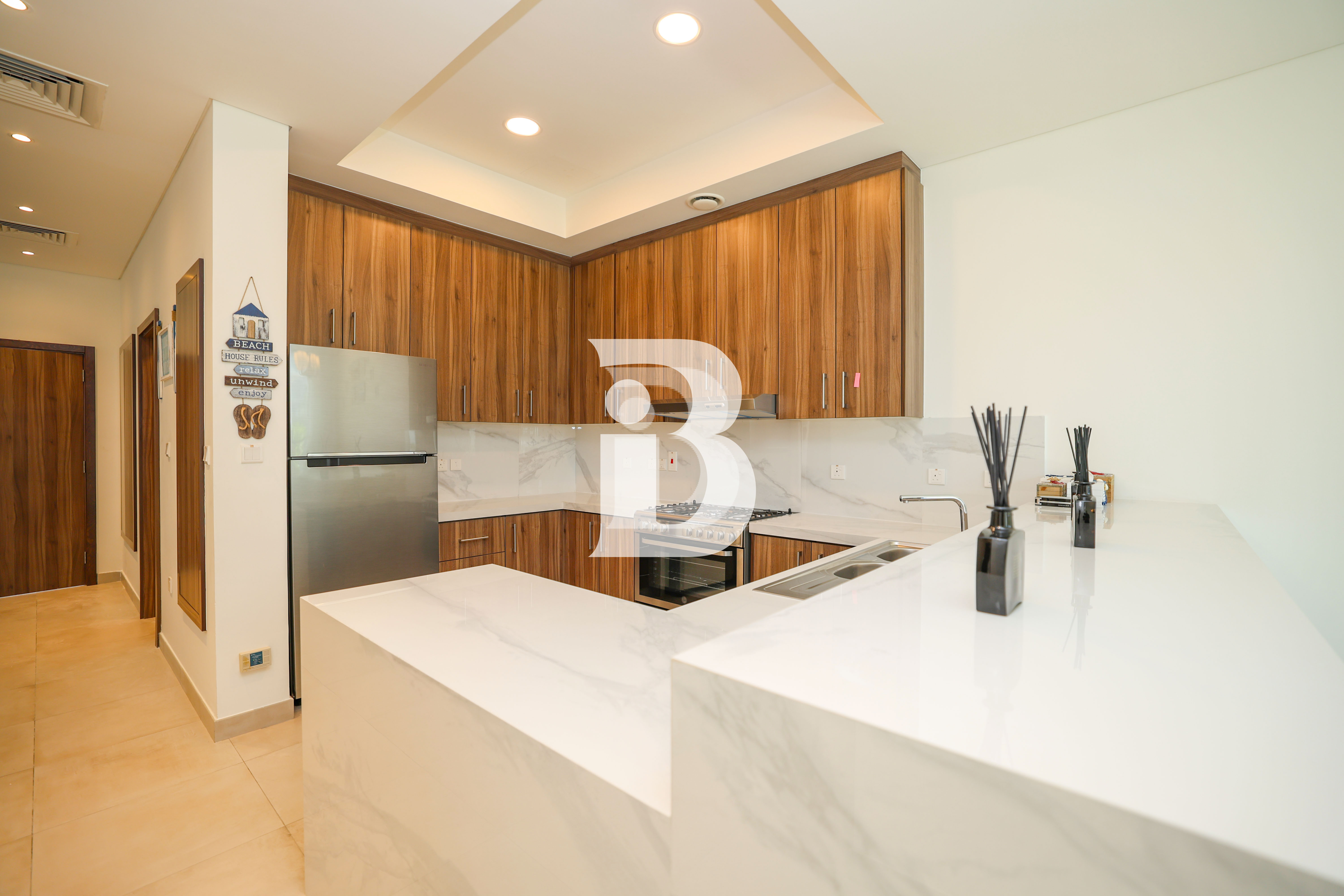 Luxury Stylish 2BR 2 Living Rooms + Maids Room Ready
