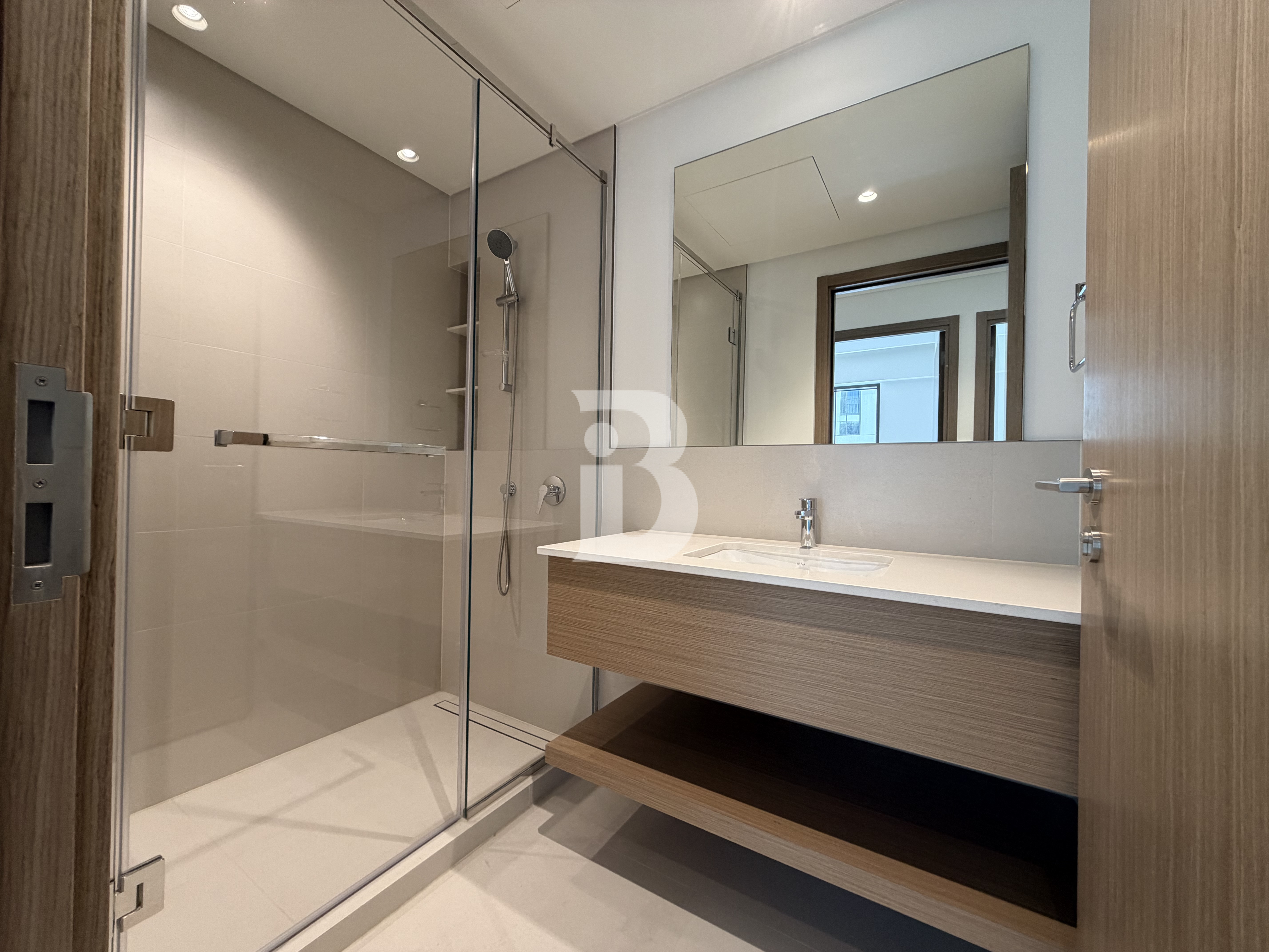 Brand New | Corner Unit | Spacious 13