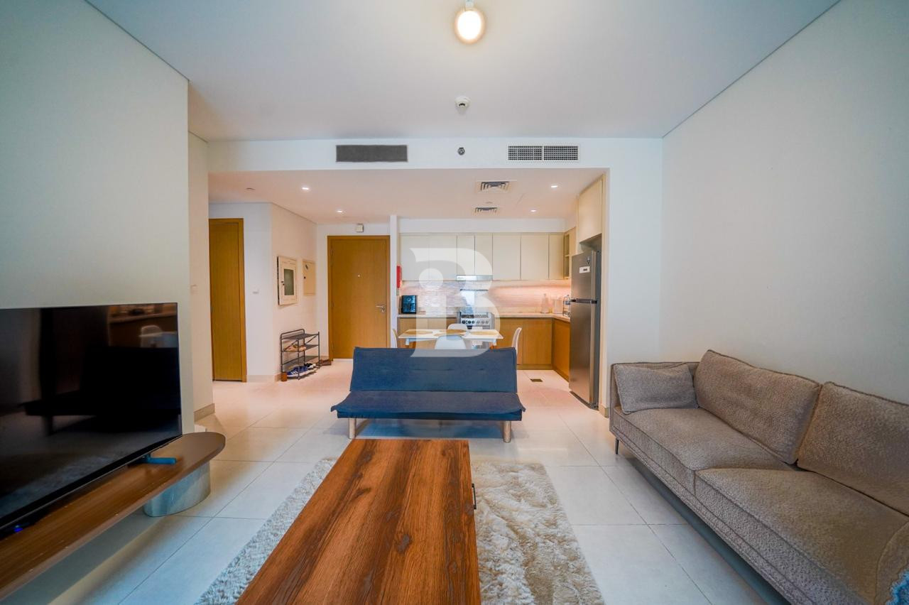 FULLY FURNISHED | LARGE LAYOUT | READY TO MOVE