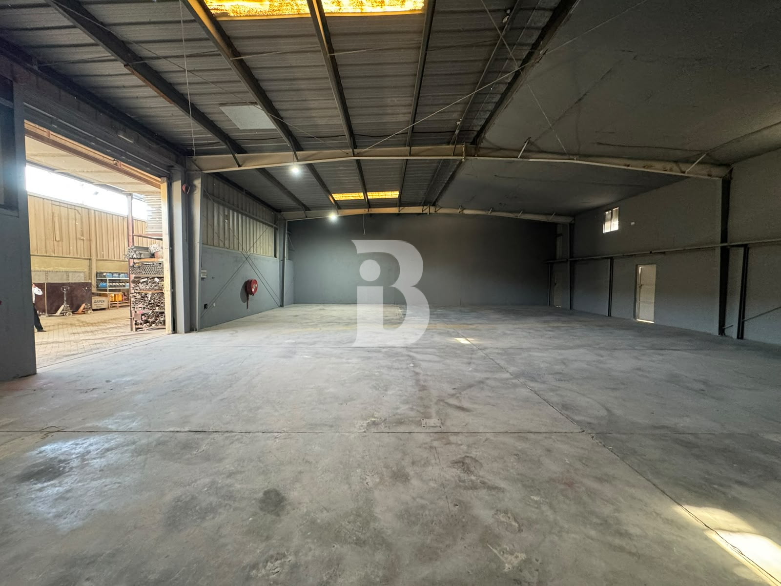 VACANT | READY TO MOVE | 300 KW