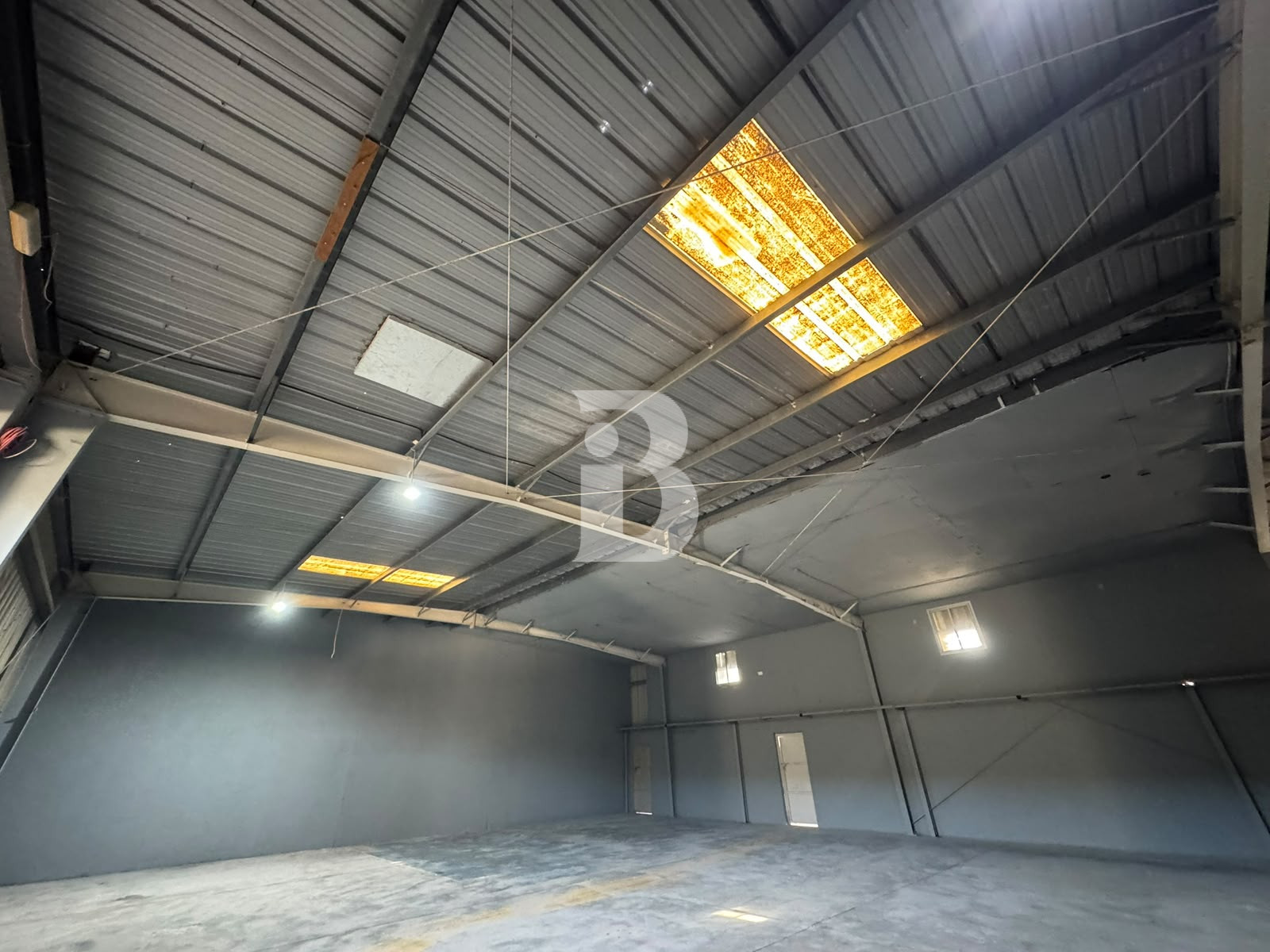 VACANT | READY TO MOVE | 300 KW 6