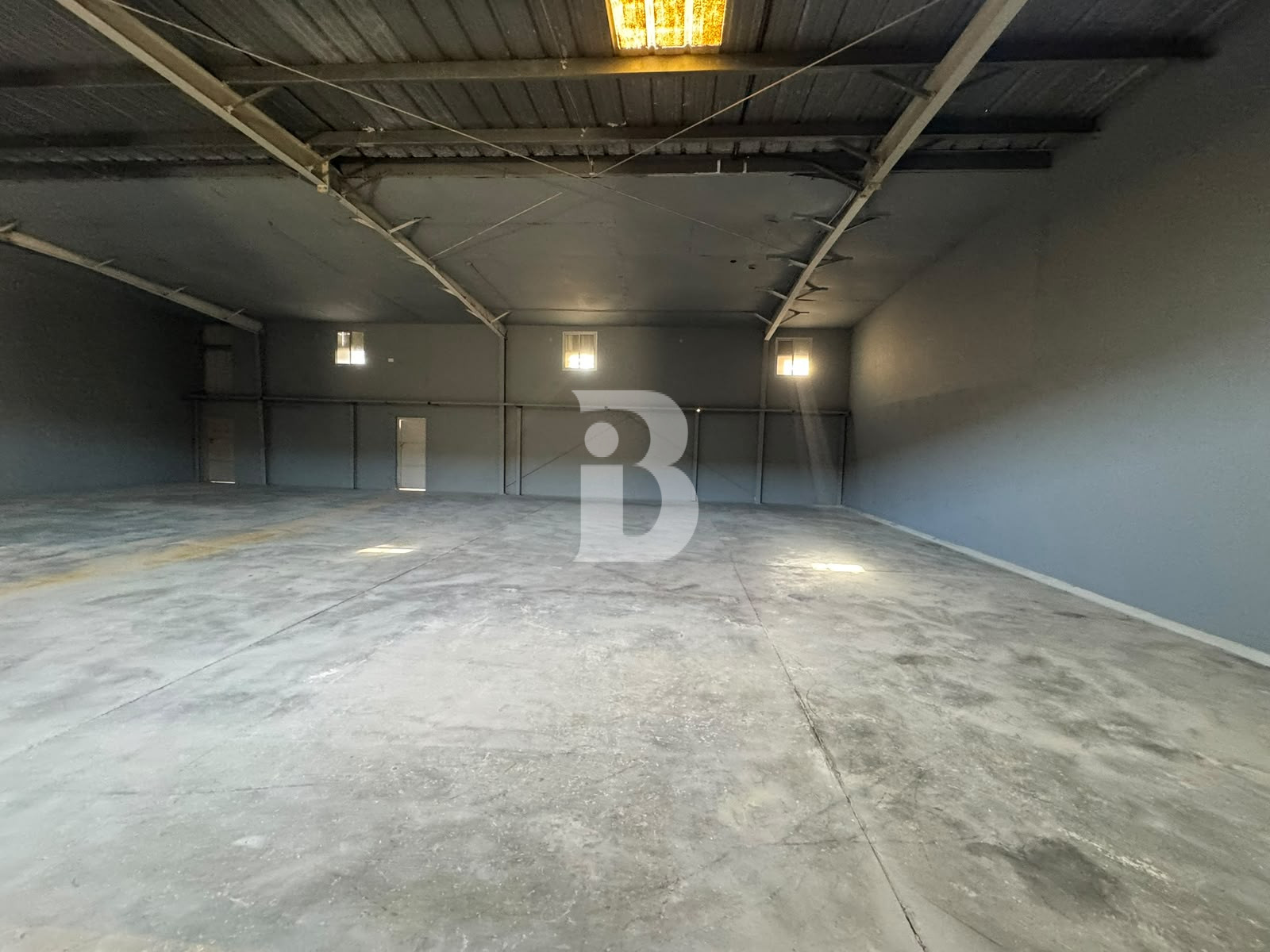 VACANT | READY TO MOVE | 300 KW 9