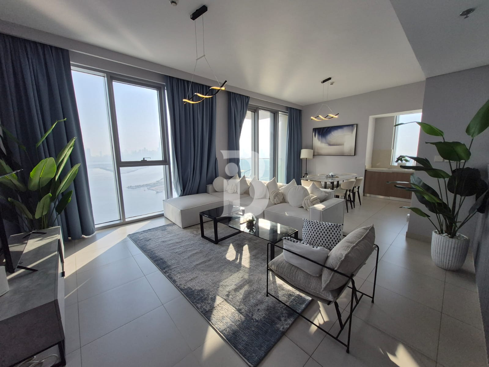 Burj Sea View | Modern Furnished | High Floor 2