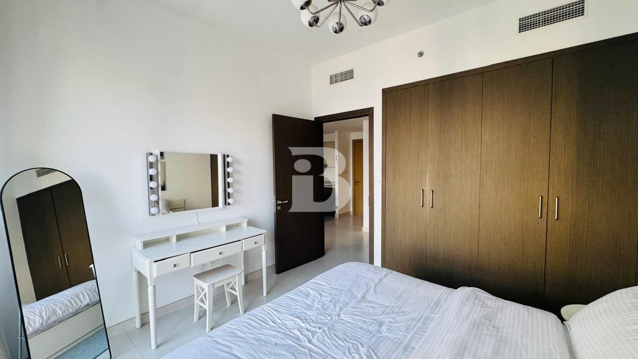 FULLY FURNISHED | READY TO MOVE IN | PARK VIEW 7