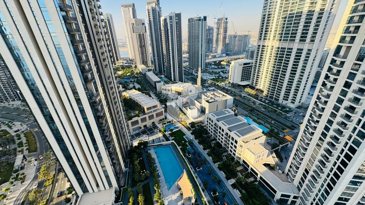 FULLY FURNISHED | READY TO MOVE IN | PARK VIEW 11