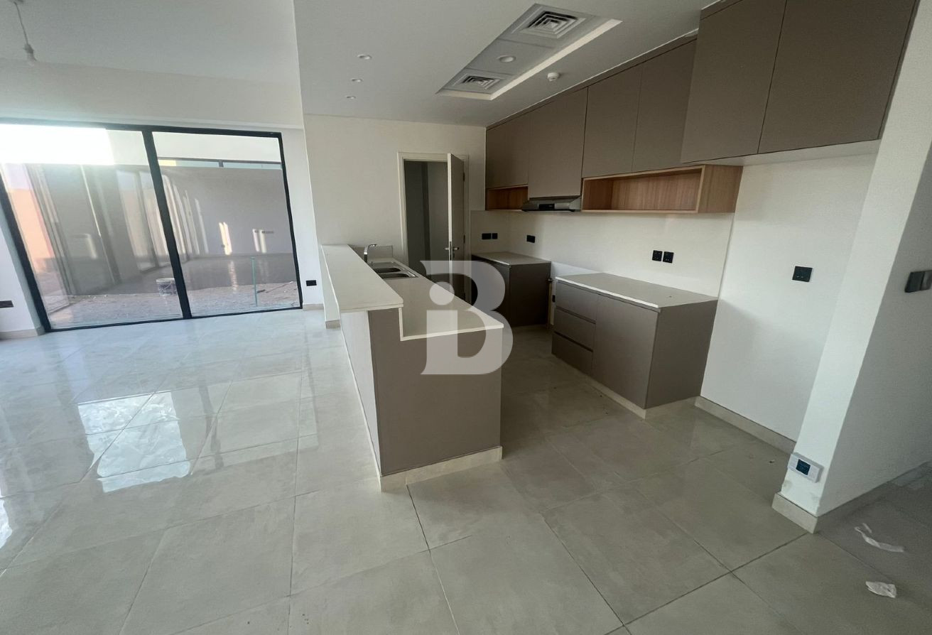 Spacious 2BR + Maid | Canal View | Hot Deal