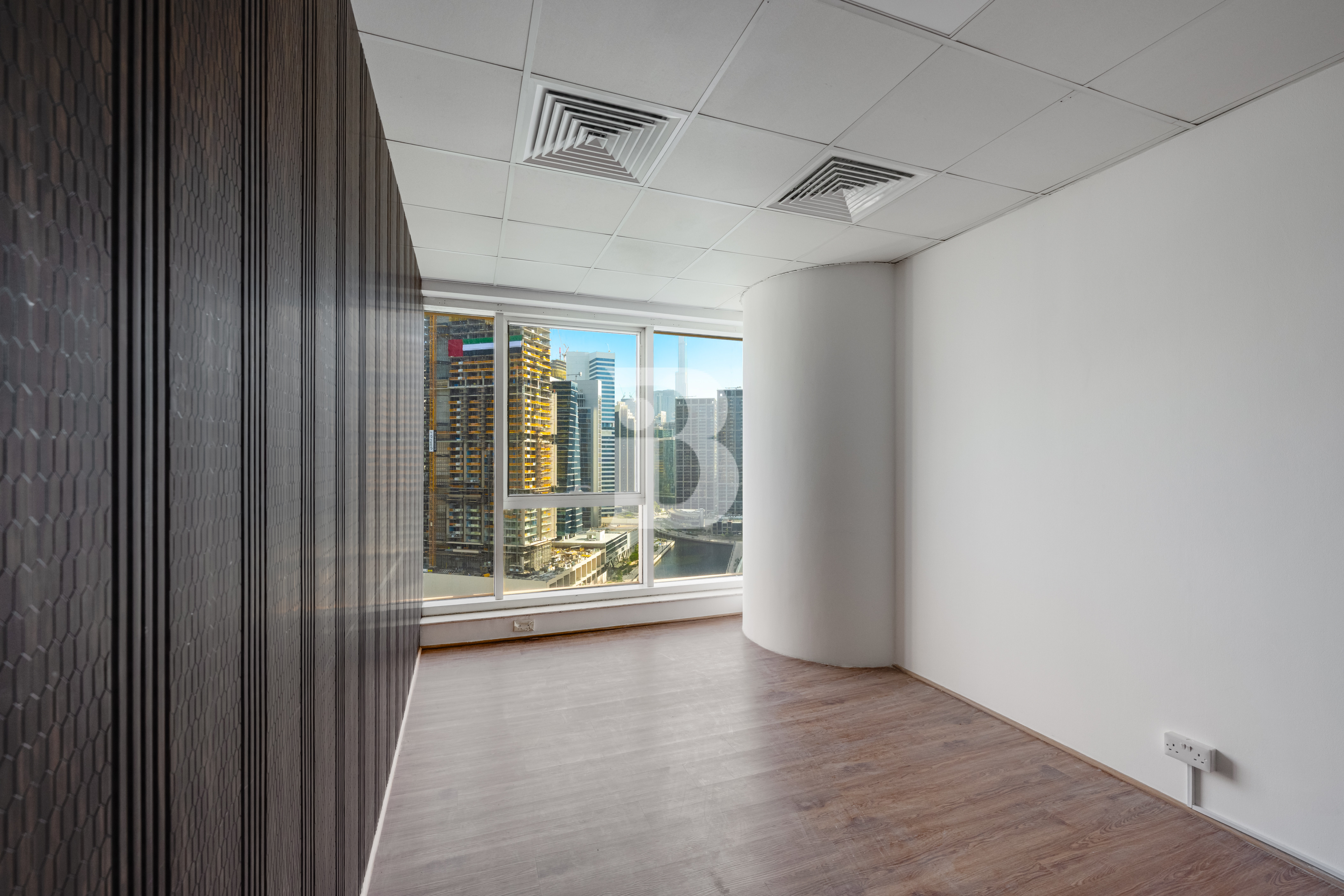 Fitted | Canal&Burj Khalifa | Vacant