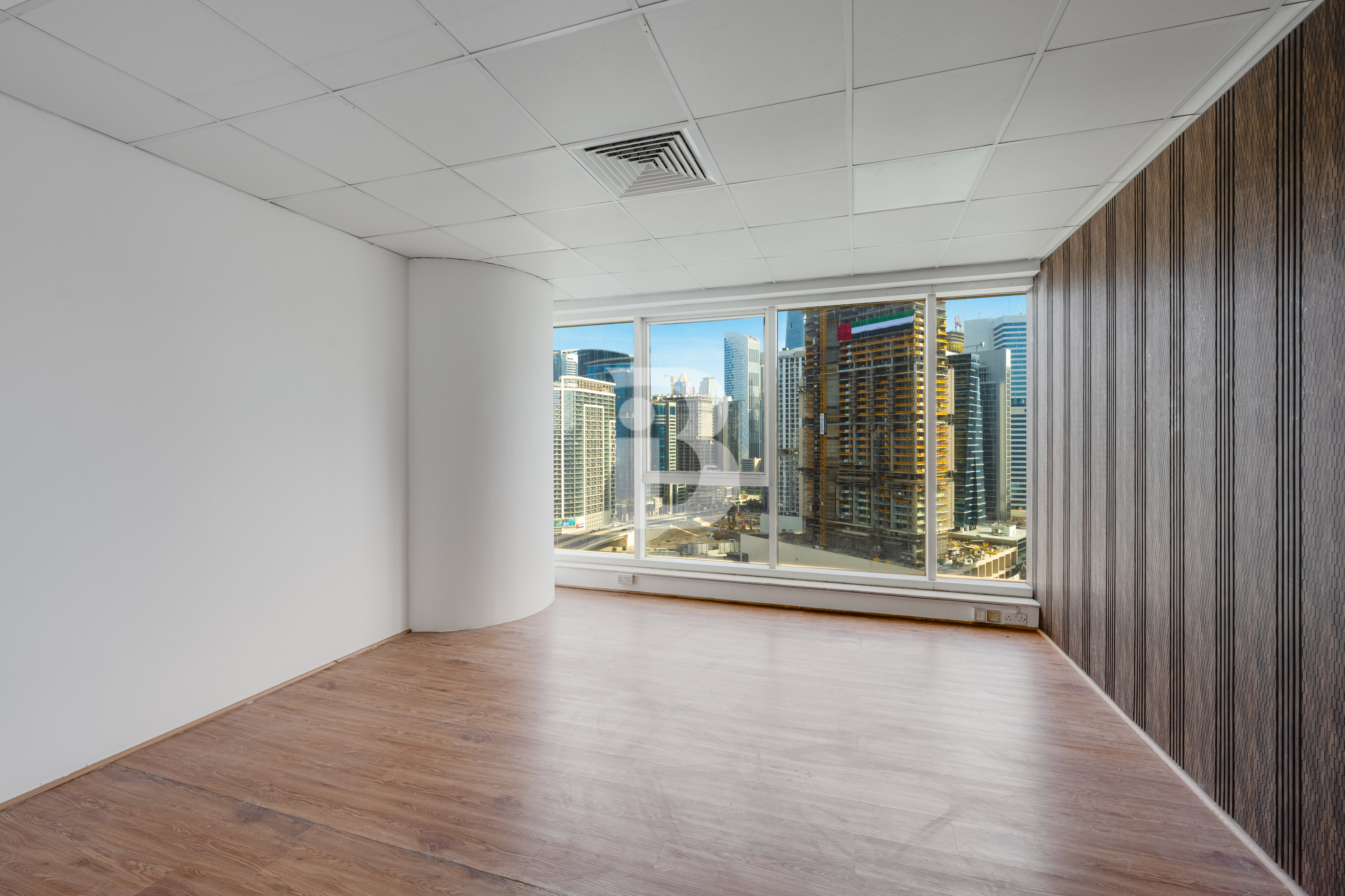 Fitted | Canal&Burj Khalifa | Vacant