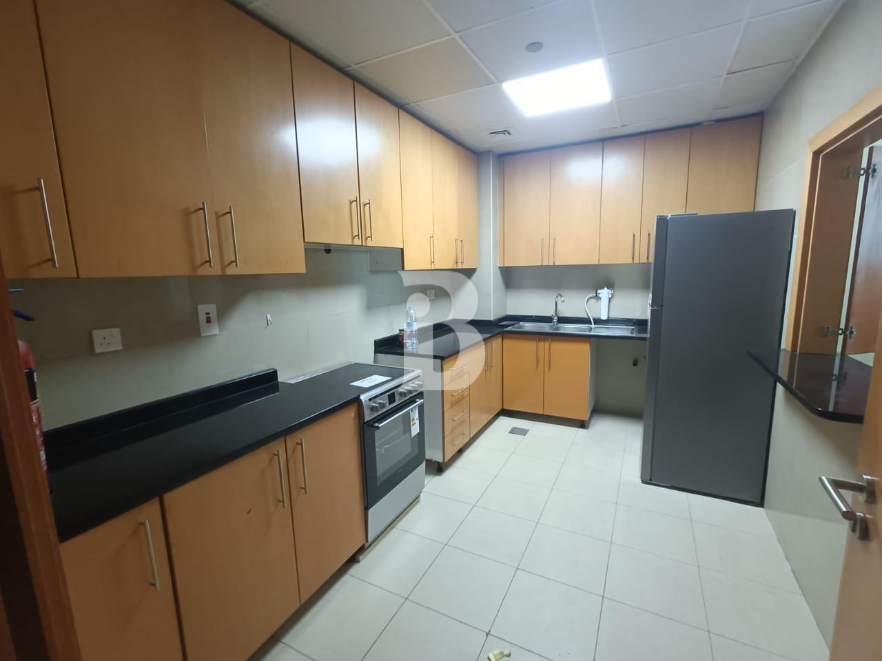 Elegant 2BR Apt | Panoramic Sea View