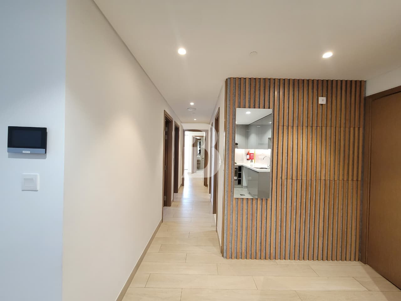 HUGE LAYOUT | SEMI FURNISHED | BEST DEAL 8