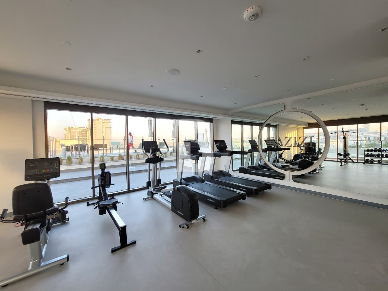 HUGE LAYOUT | SEMI FURNISHED | BEST DEAL 15