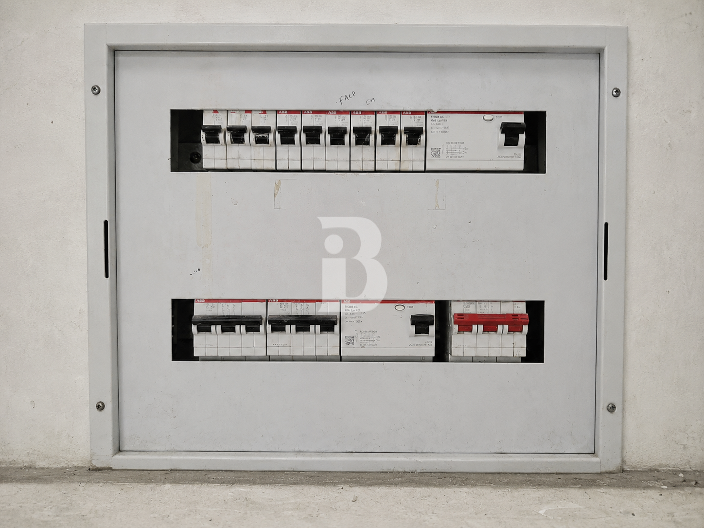 Warehouse for Lease | Al Quoz Industrial Area 4 | 20 kW Power