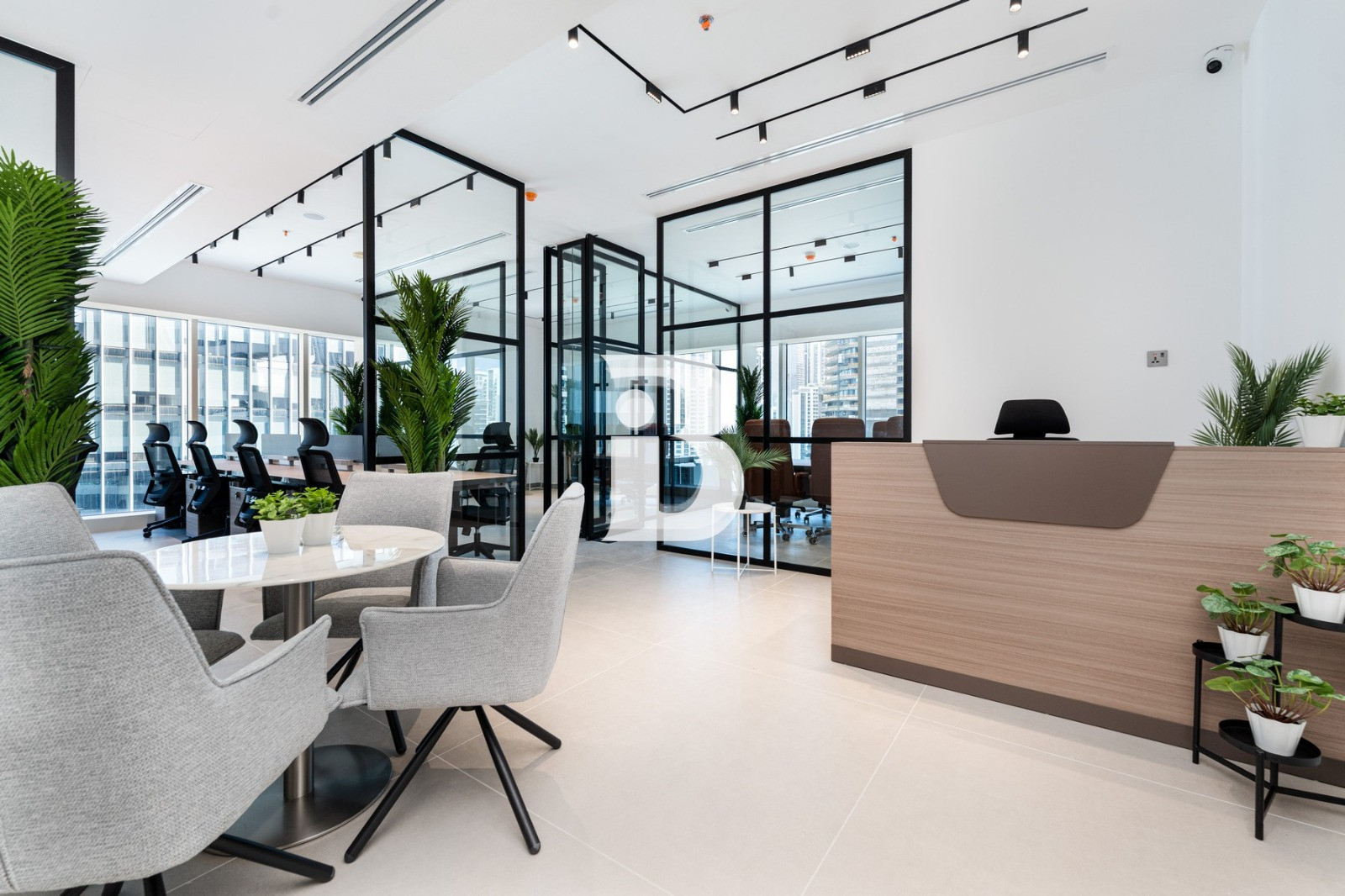 FIRST USER| FULLY FURNISHED| Vacant | LUXURY FITTED
