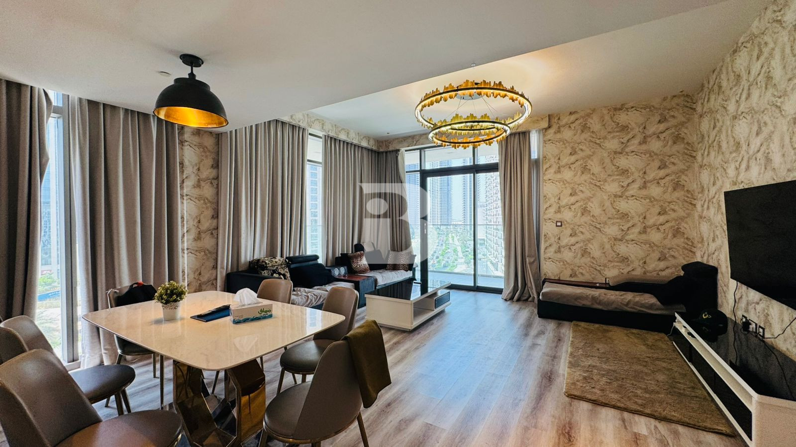 FULLY FURNISHED | BIG LAYOUT | READY TO MOVE IN