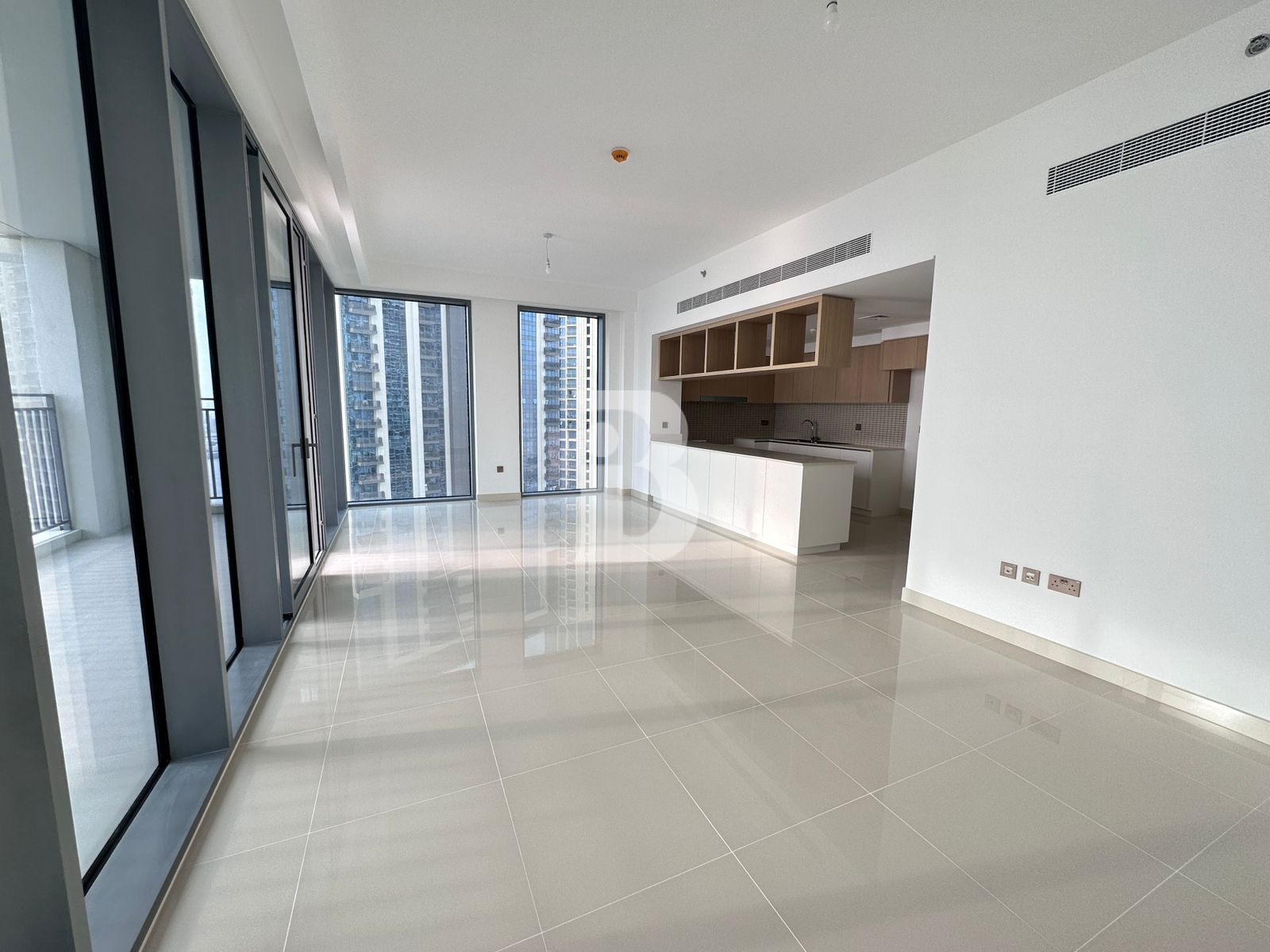 BURJ KHALIFA VIEW | VACANT | CORNER UNIT