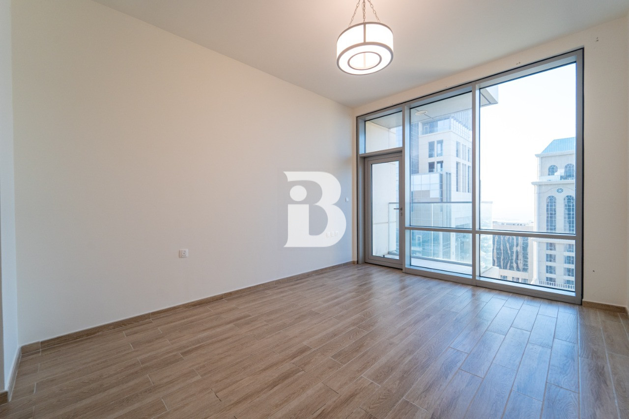 READY TO MOVE | HIGH FLOOR | PRIME LOCATION