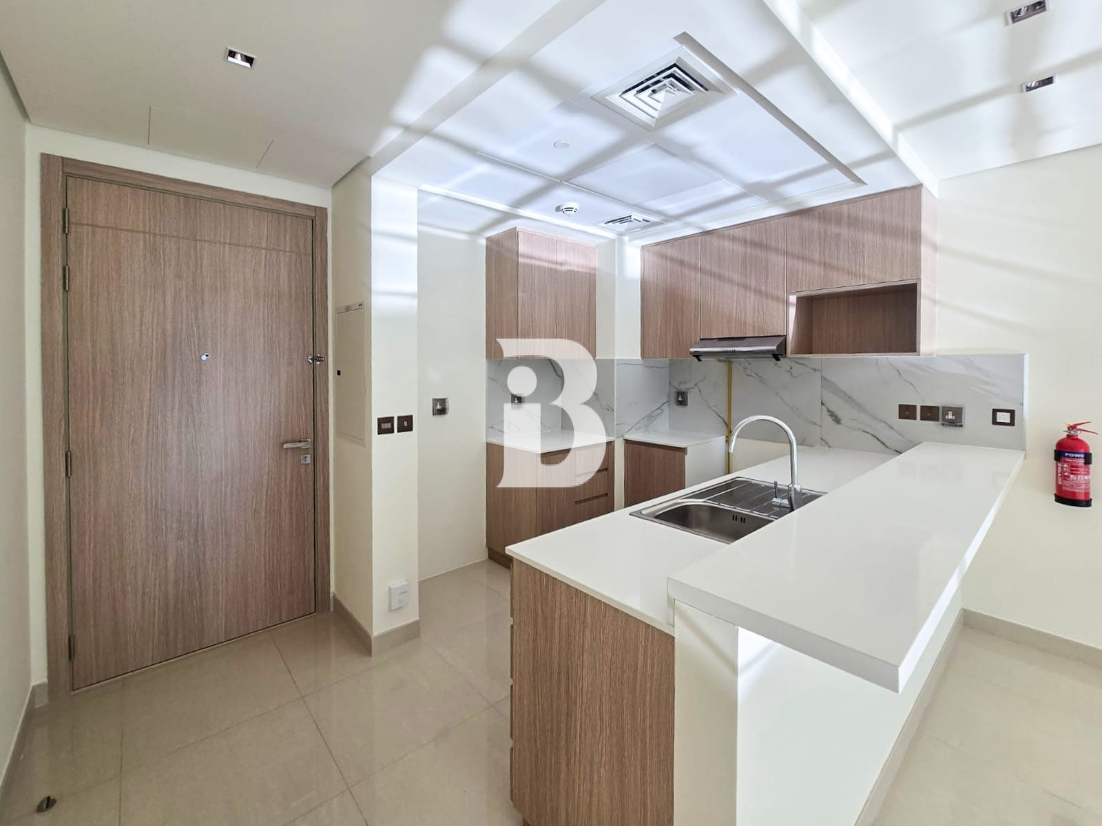 Waterfront Living | 5 stars Amenities | Brand New