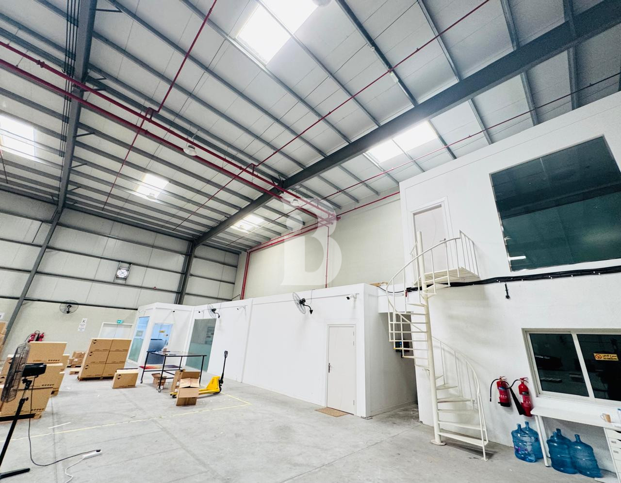 PREMIUM INVESTMENT WAREHOUSE | FULLY RENTED | STRONG ROI