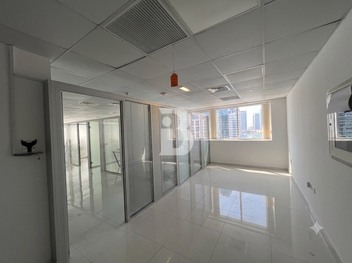 Canal &amp; Burj Khalifa View | Vacant | Prime Location