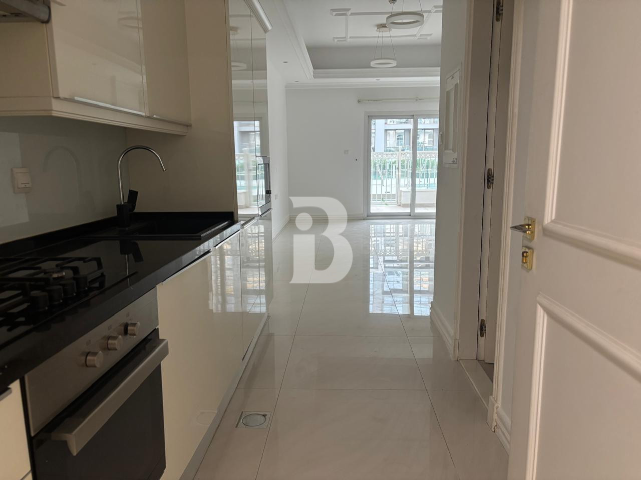Exclusive Spacious Studio | Vacant | Pool View