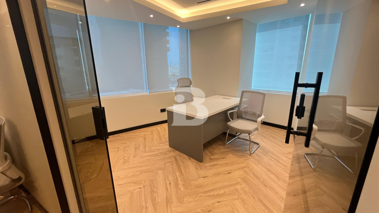 Vacant | Fitted | Canal View | Nice Location