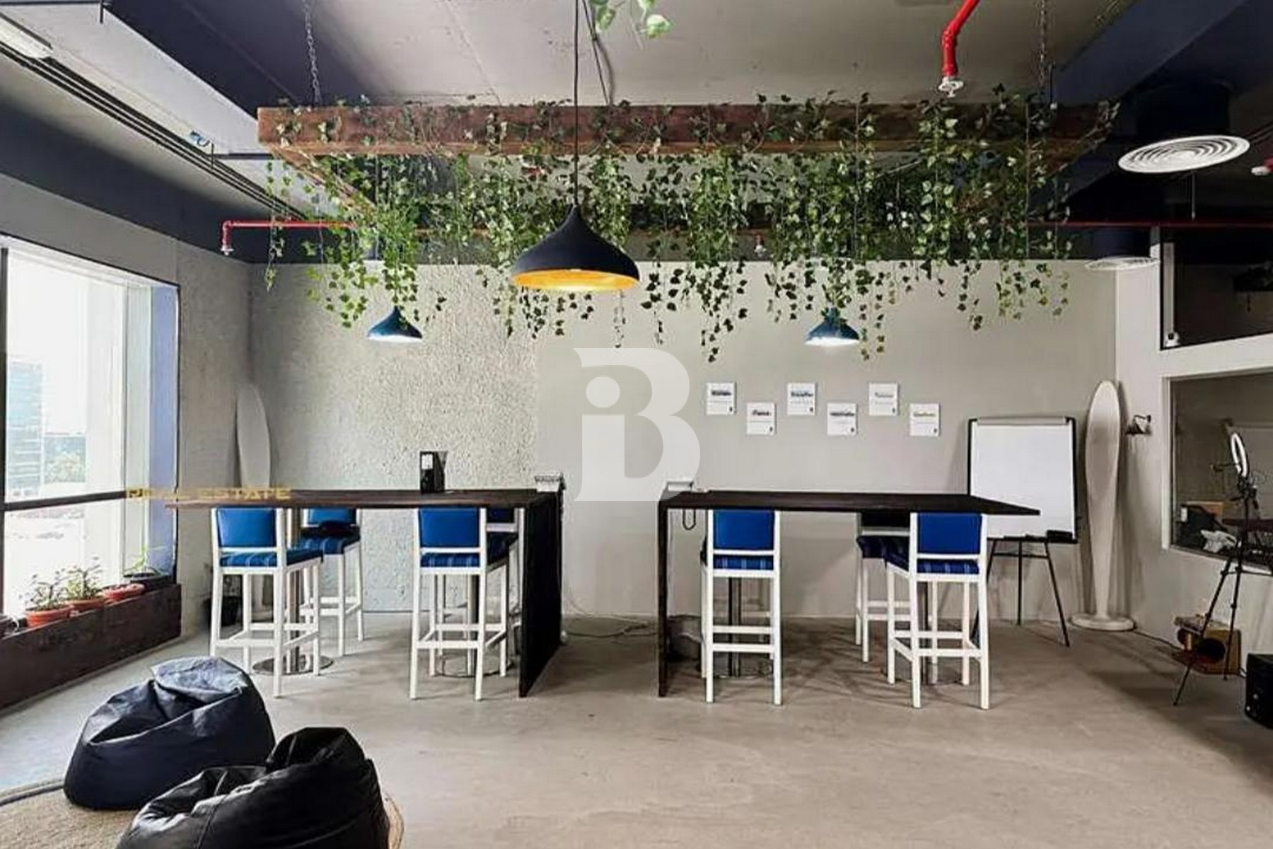 Plug & Play Office | Near Metro