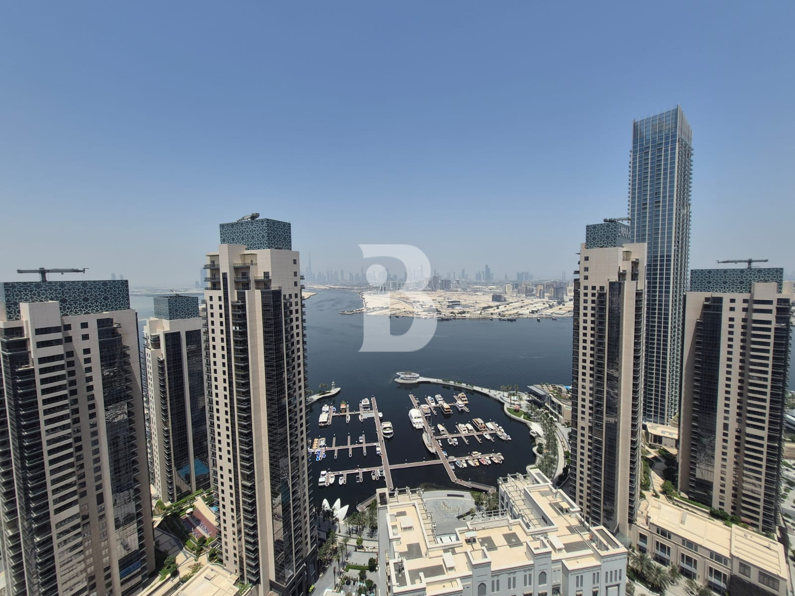 Burj Sea View | Unfurnished | High Floor