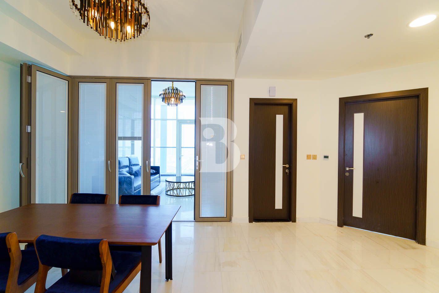 1BR CONVERTIBLE TO 2BR | CANAL VIEW | NO AGENTS