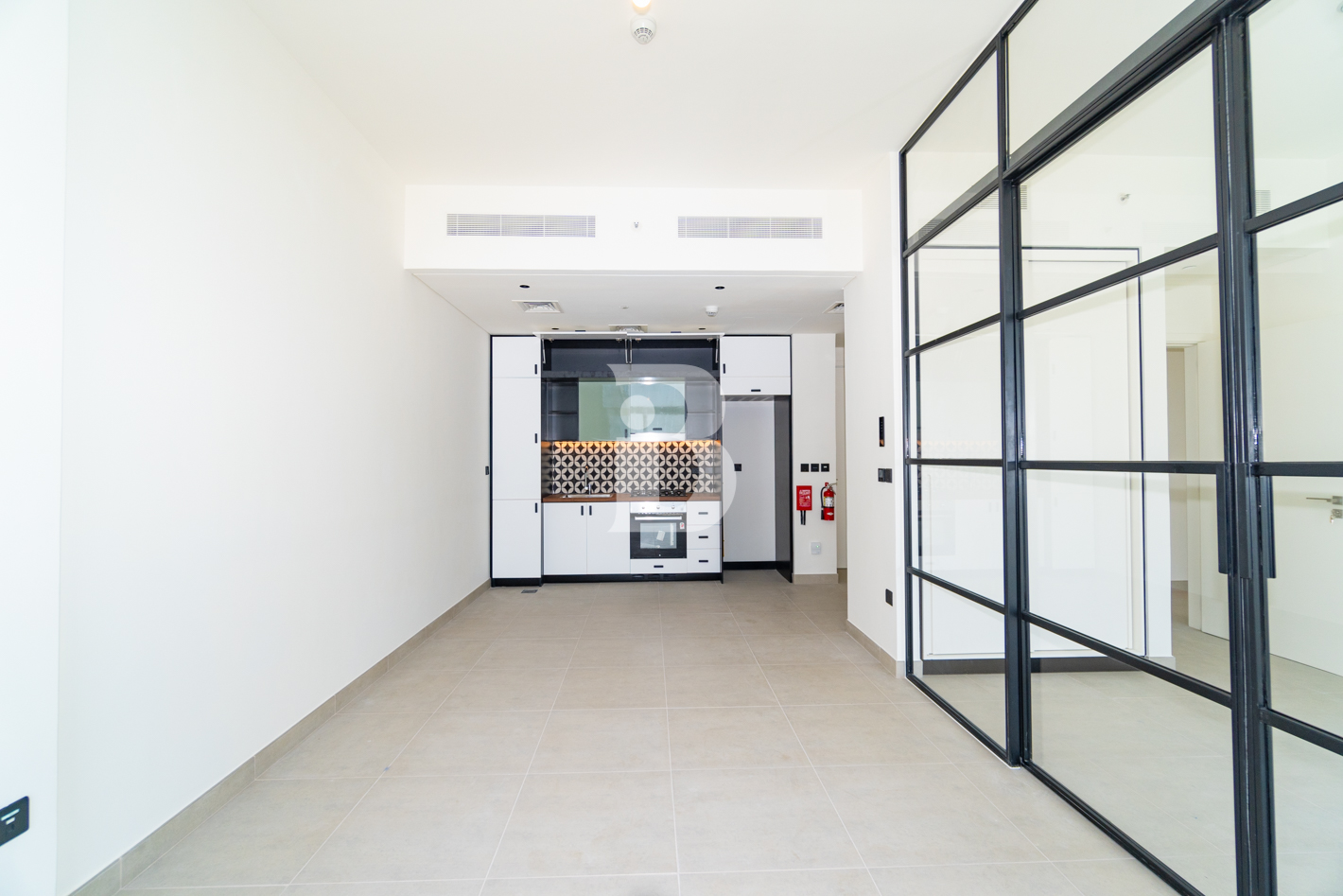 MODERN UNIT | UNFURNISHED | 2BR