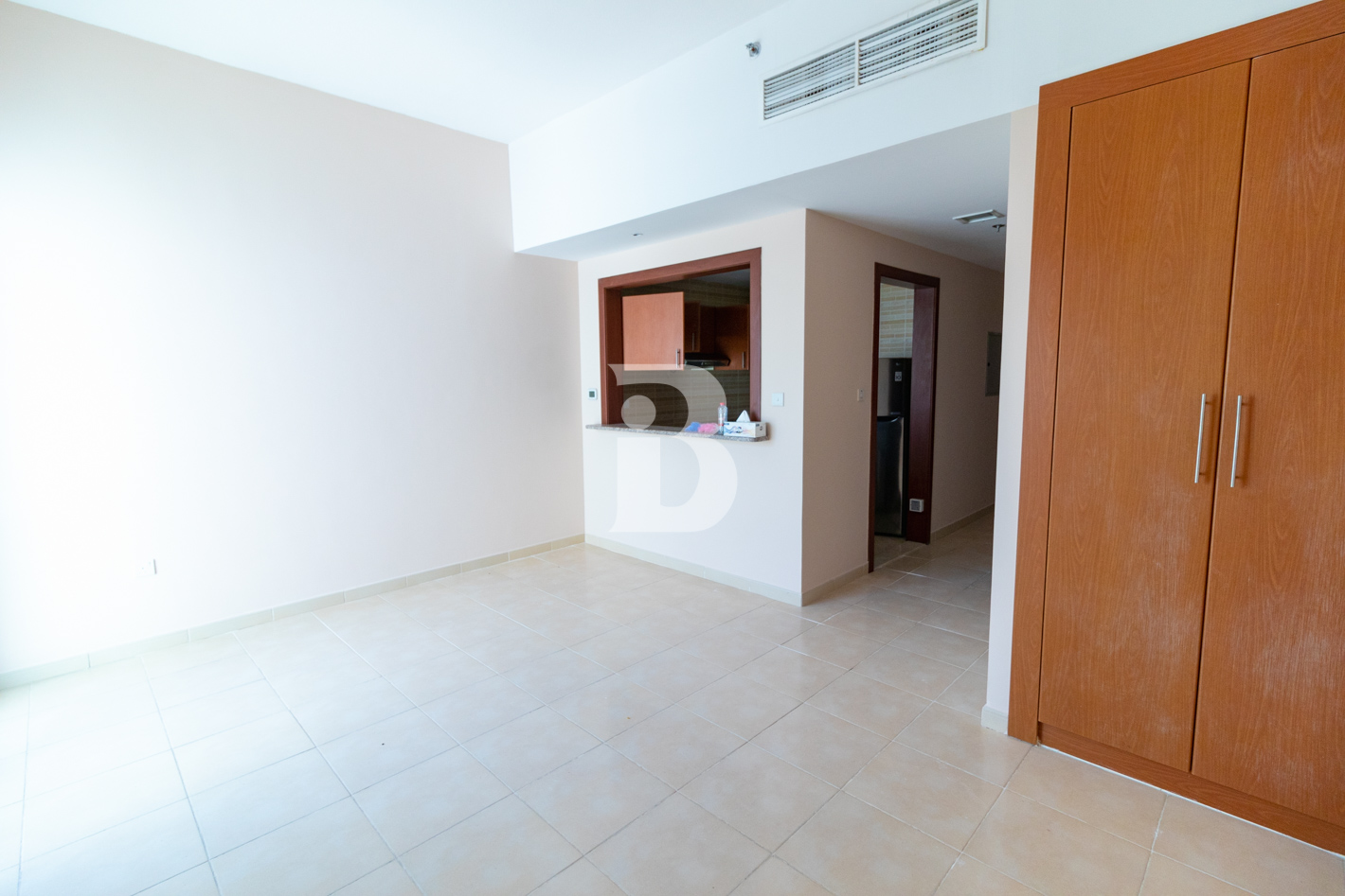 Huge Studio |Mid Floor |Rented till November 2025