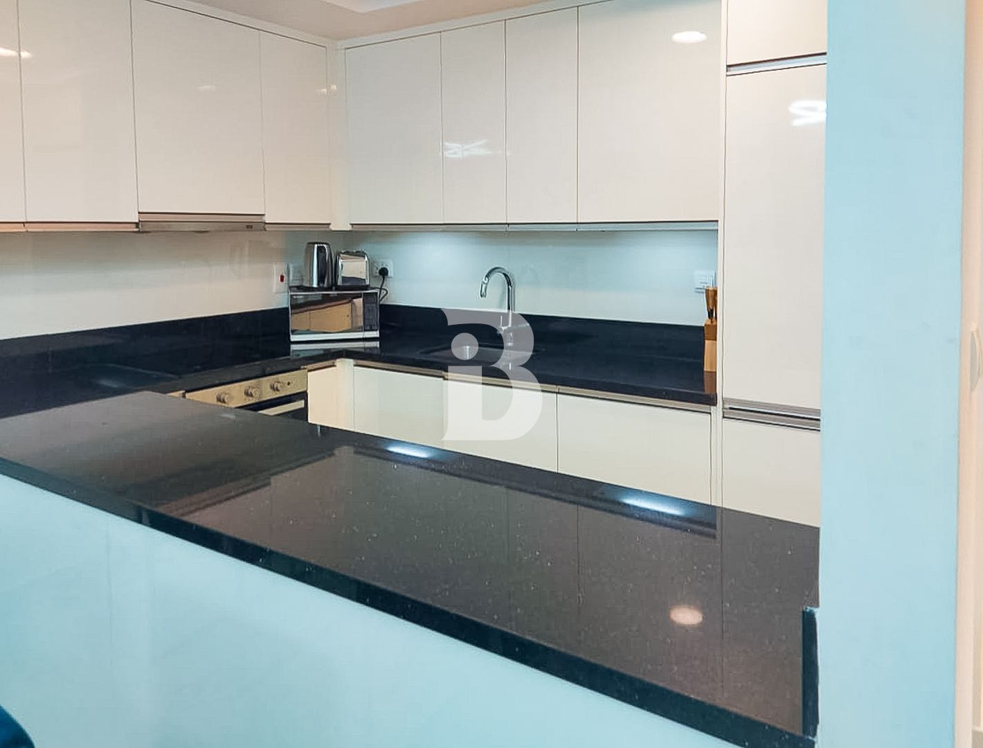 Fully furnished | Kitchen Equipped | Vacant