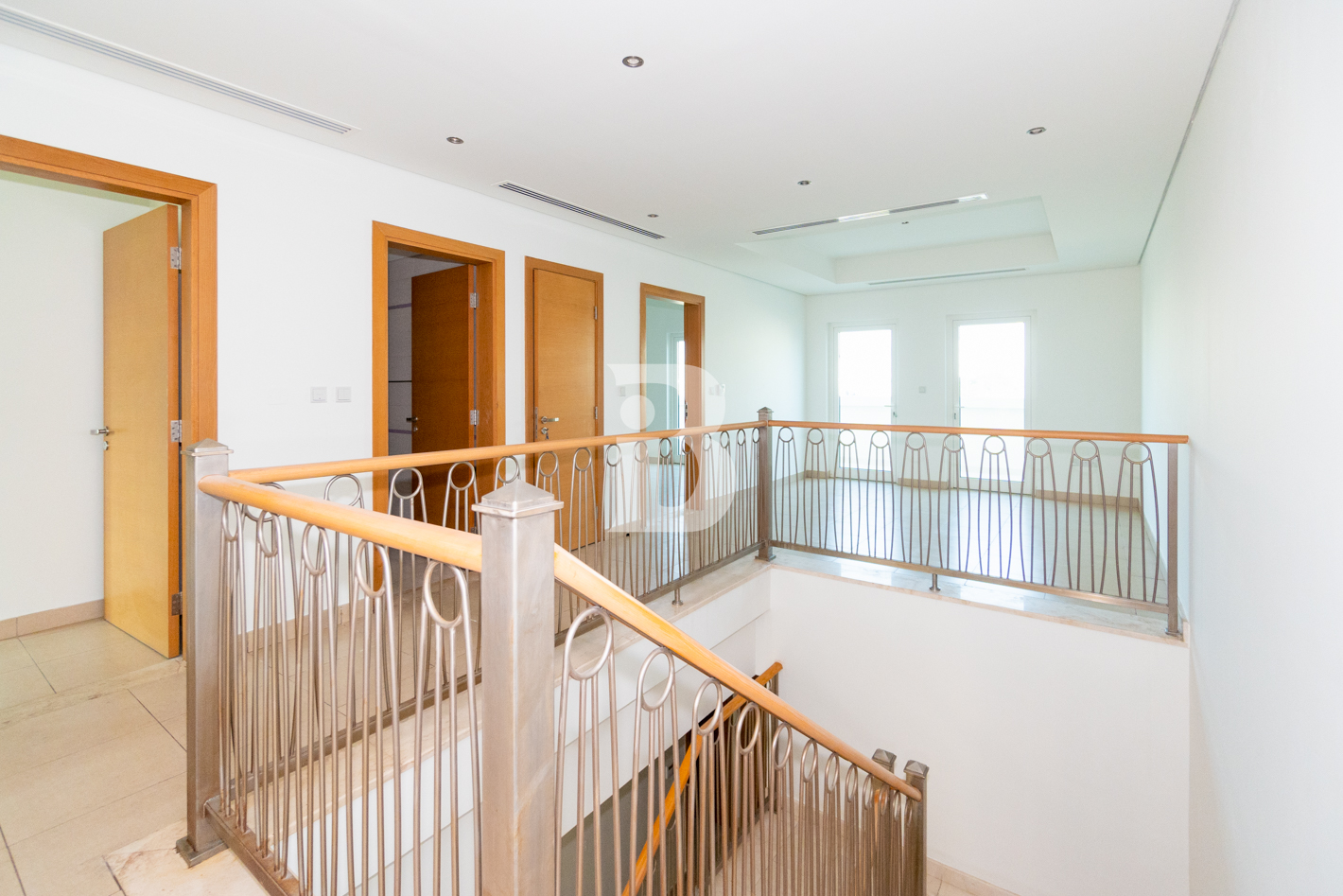 VOT | Single row | Walk to Amenities