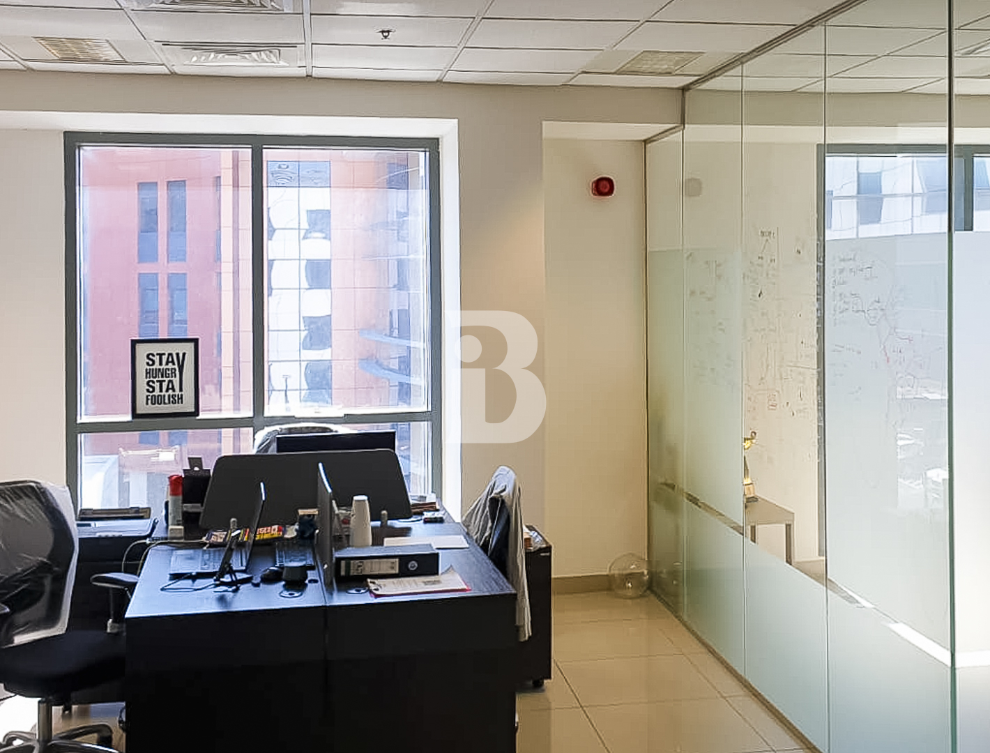 Compact Office | All Inclusive | Next to Metro