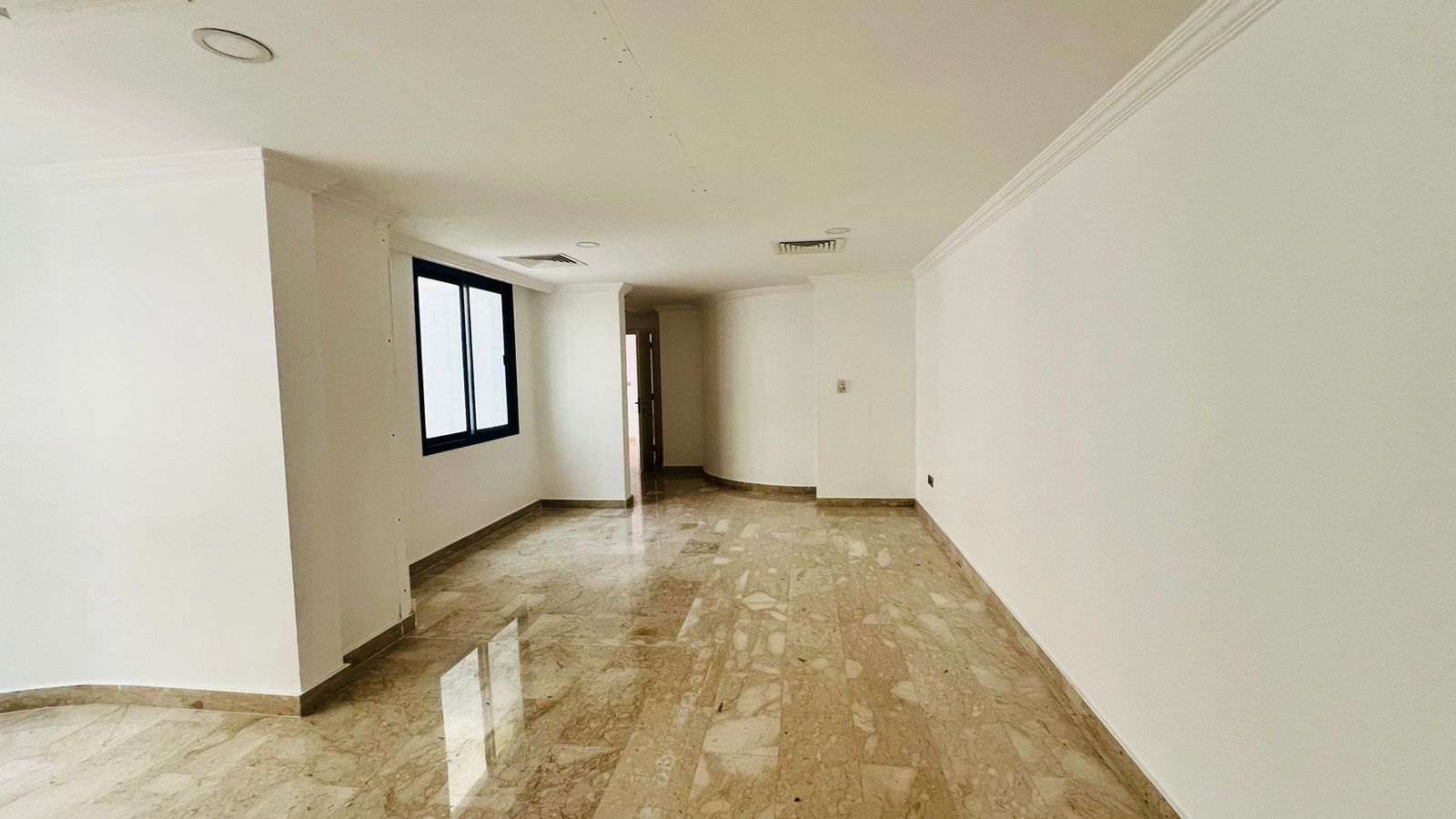 Sea View | Amazing simplex apt | No Commission