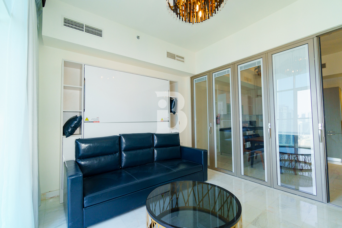 CONVERTIBLE | LOW FLOOR | FULL POOL VIEW