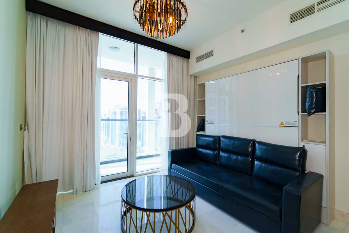CONVERTIBLE | LOW FLOOR | FULL POOL VIEW