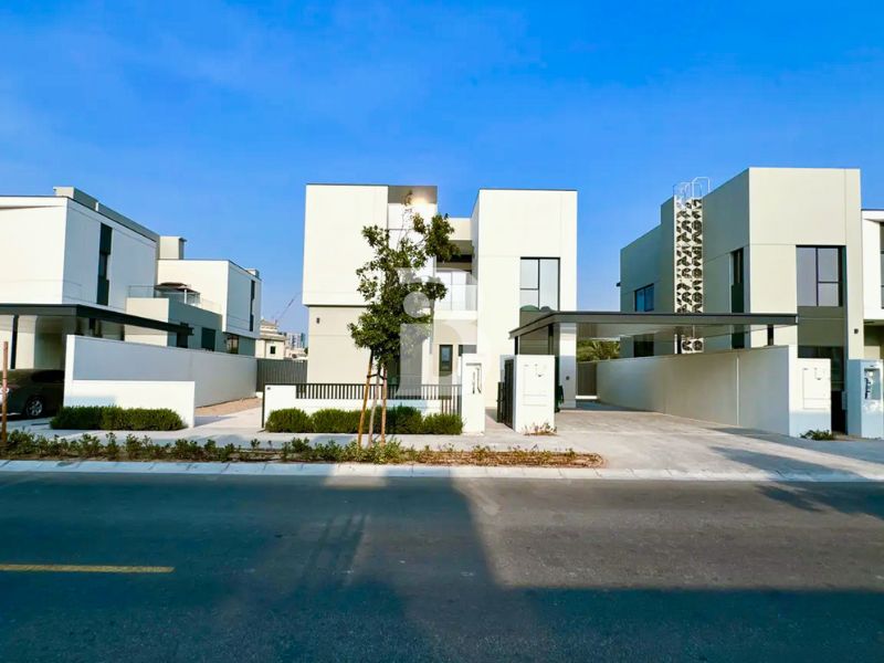 Single Row | Vastu | Vacant soon