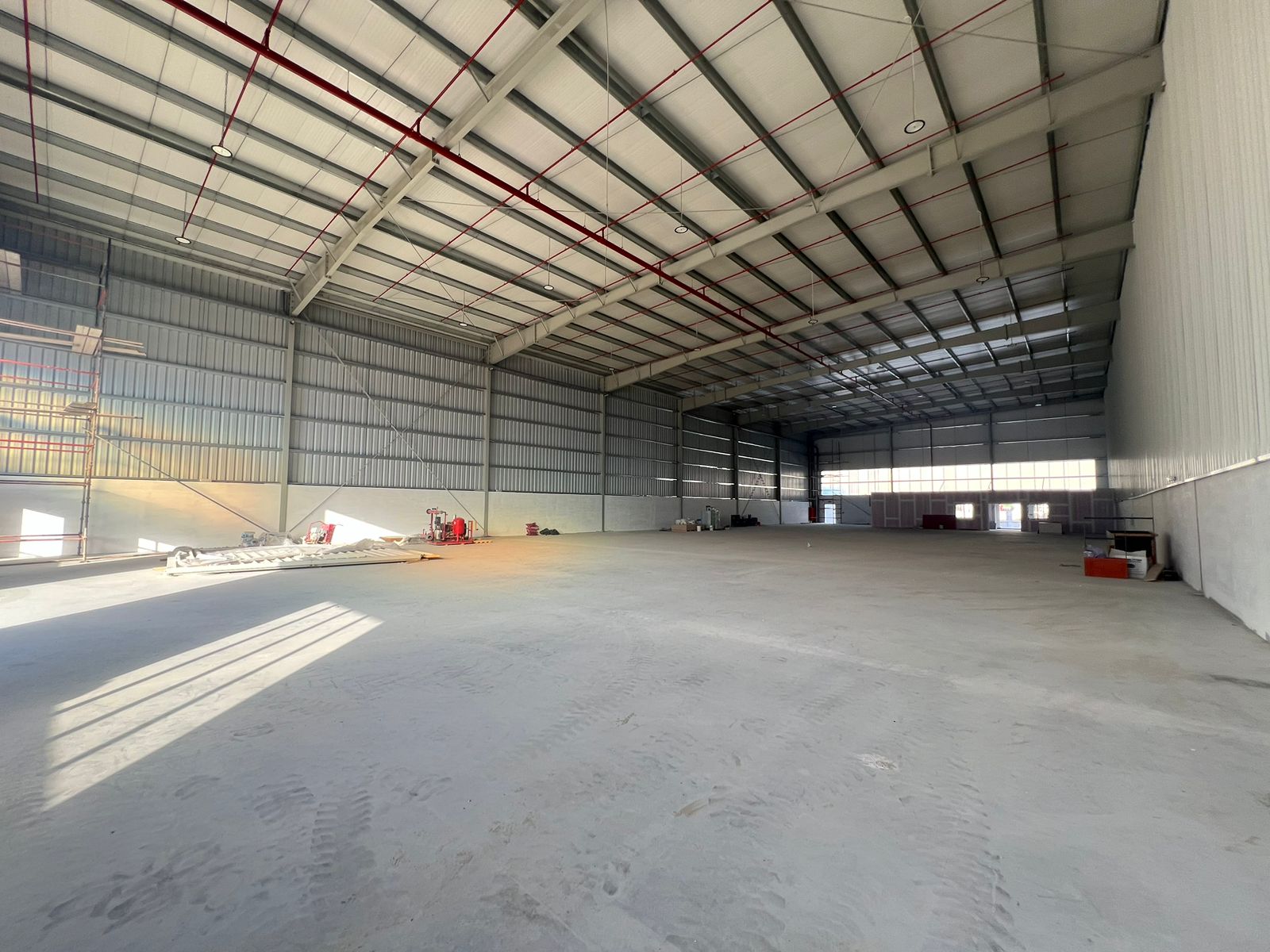 300 KW 25877 Sqft Brand New warehouse in DIP 1