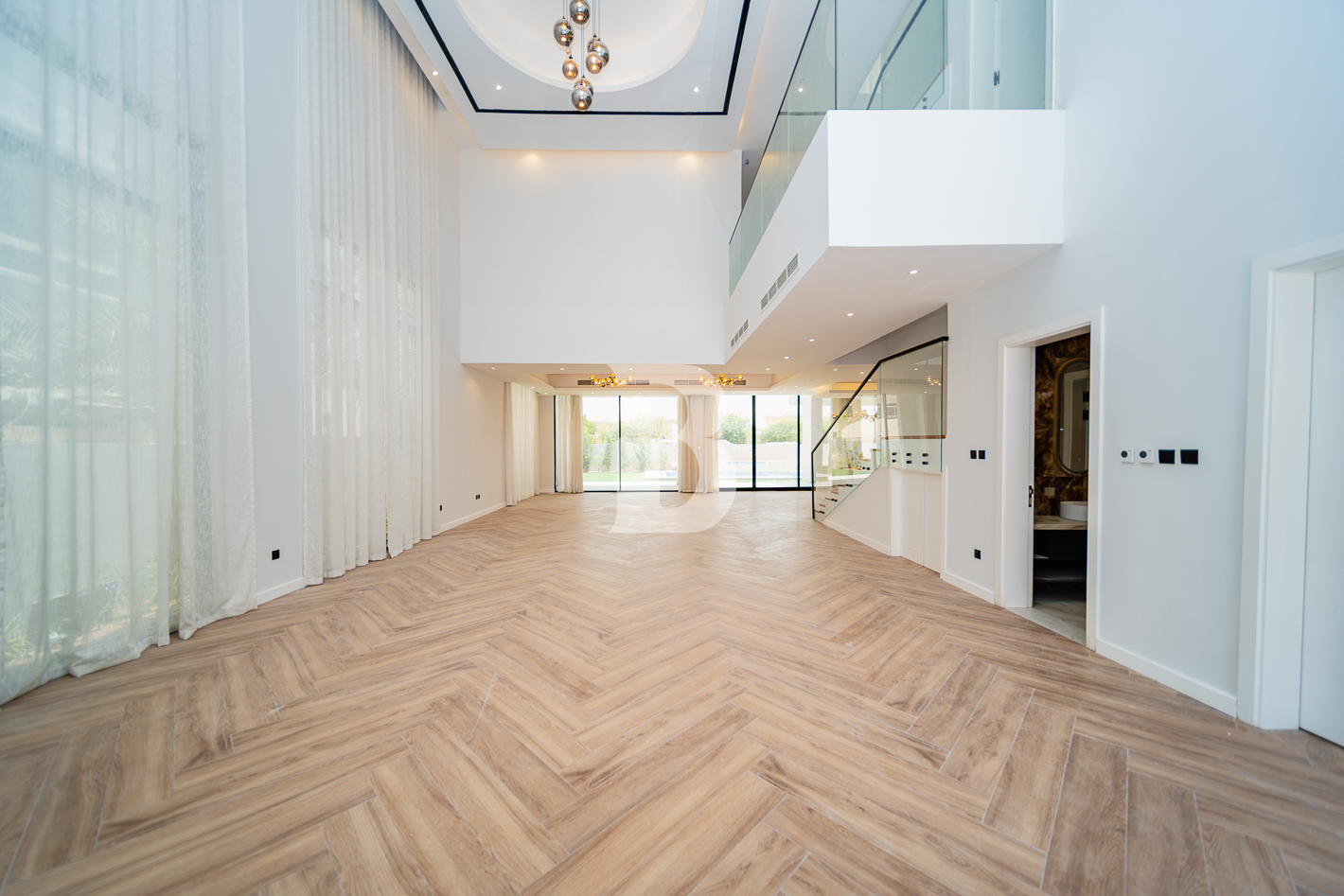 Stunning 7BR Villa| Single Row | Fully Furnished