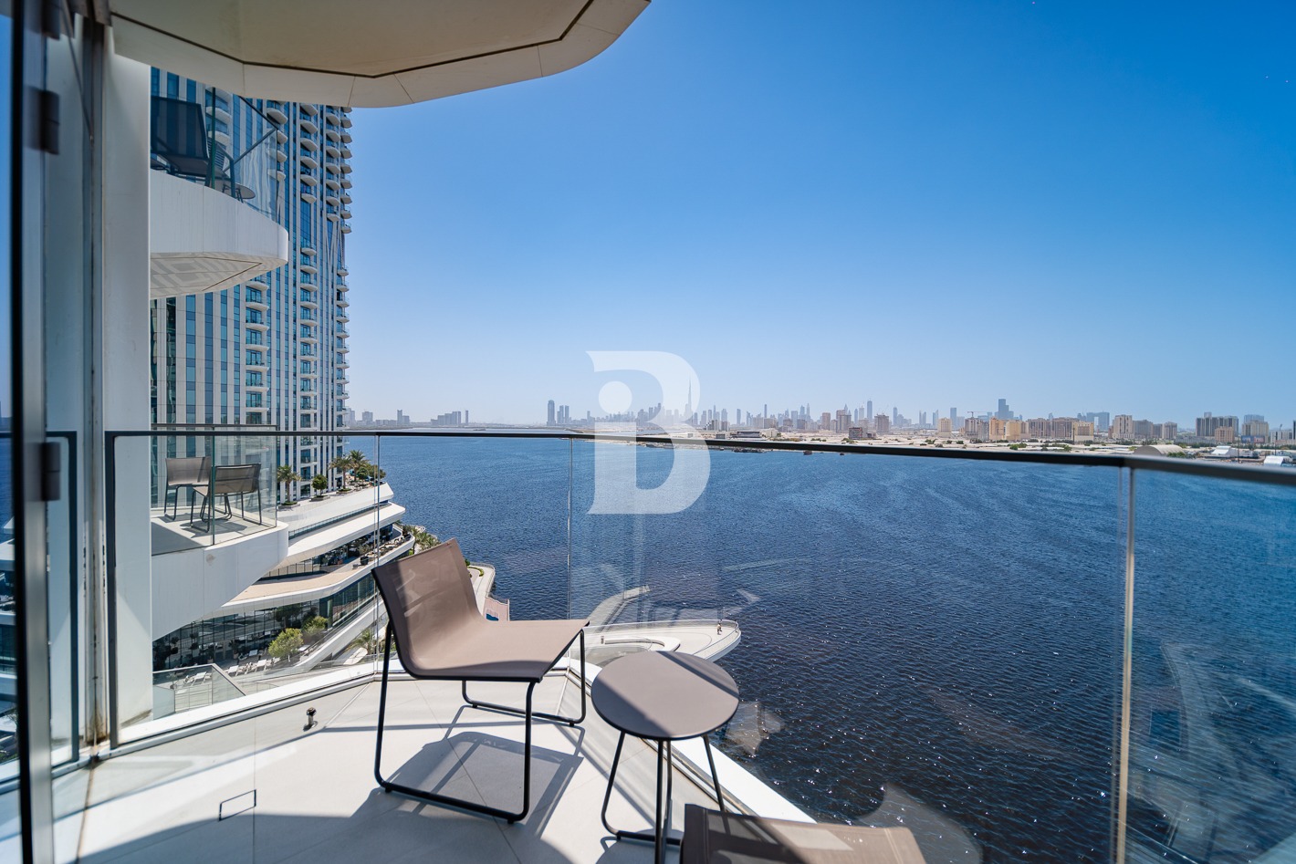 Burj Skyline | Luxury Living | Waterfront 2