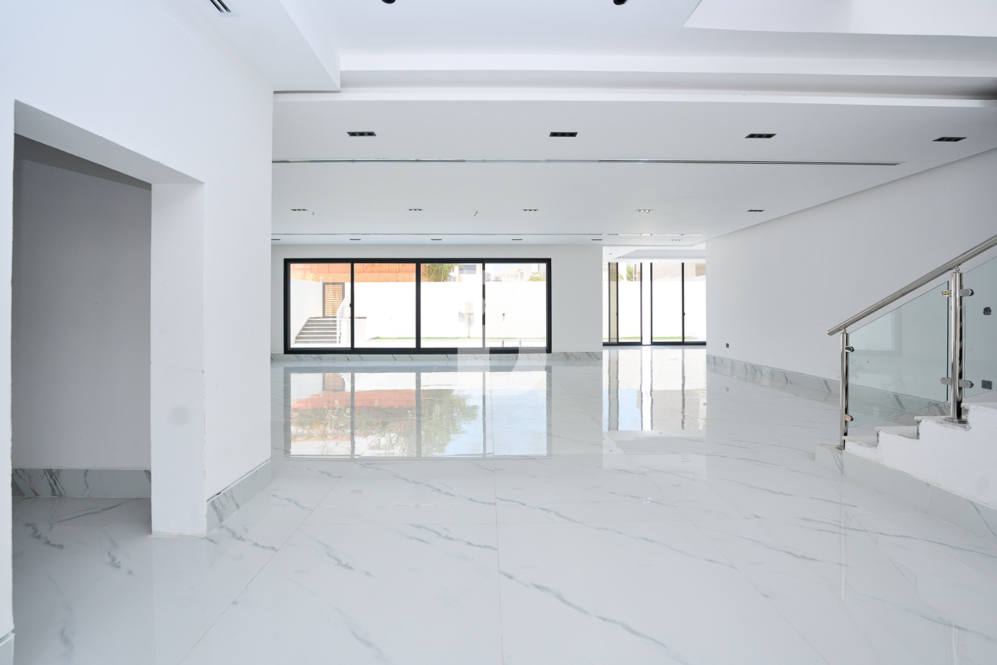 Ready | Elevated | Drivers and Maids Rm.