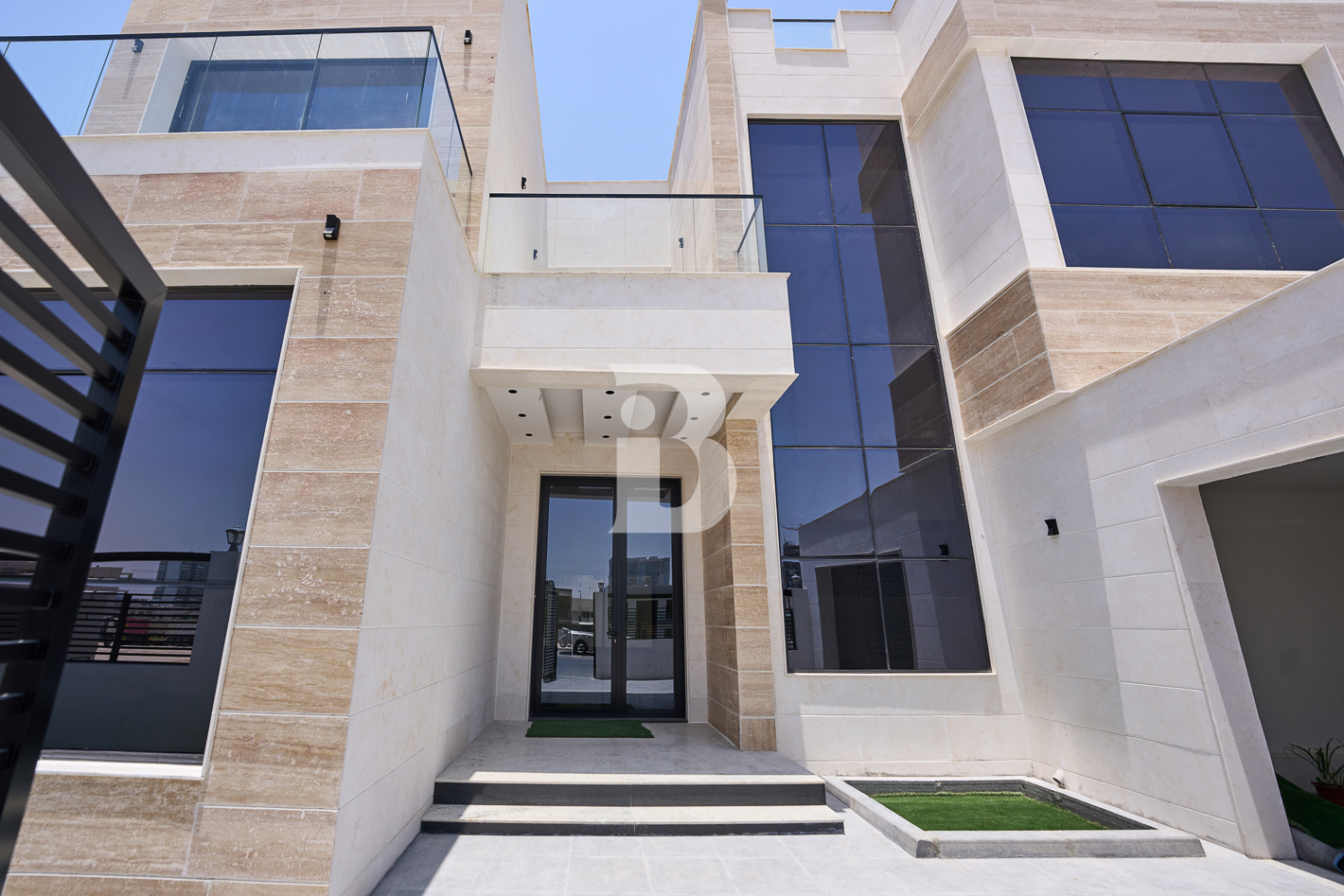 Ready | Elevated | Drivers and Maids Rm.