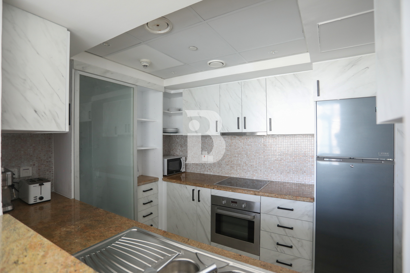 Stunning Marina Views | Semi-Upgraded/ Fully furnished | Motivated Seller