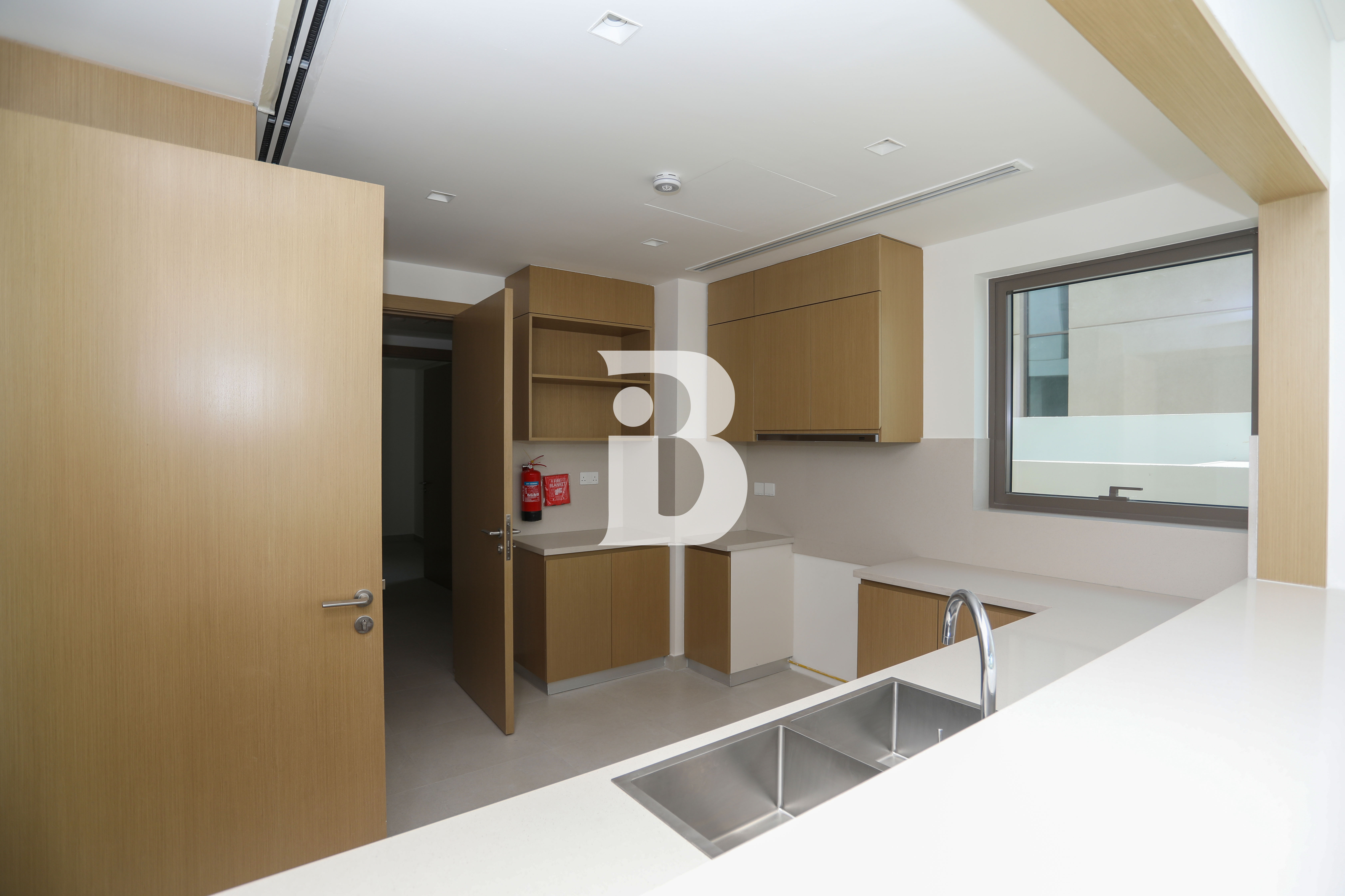 LANDSCAPED | SEMI DETACHED | VACANT