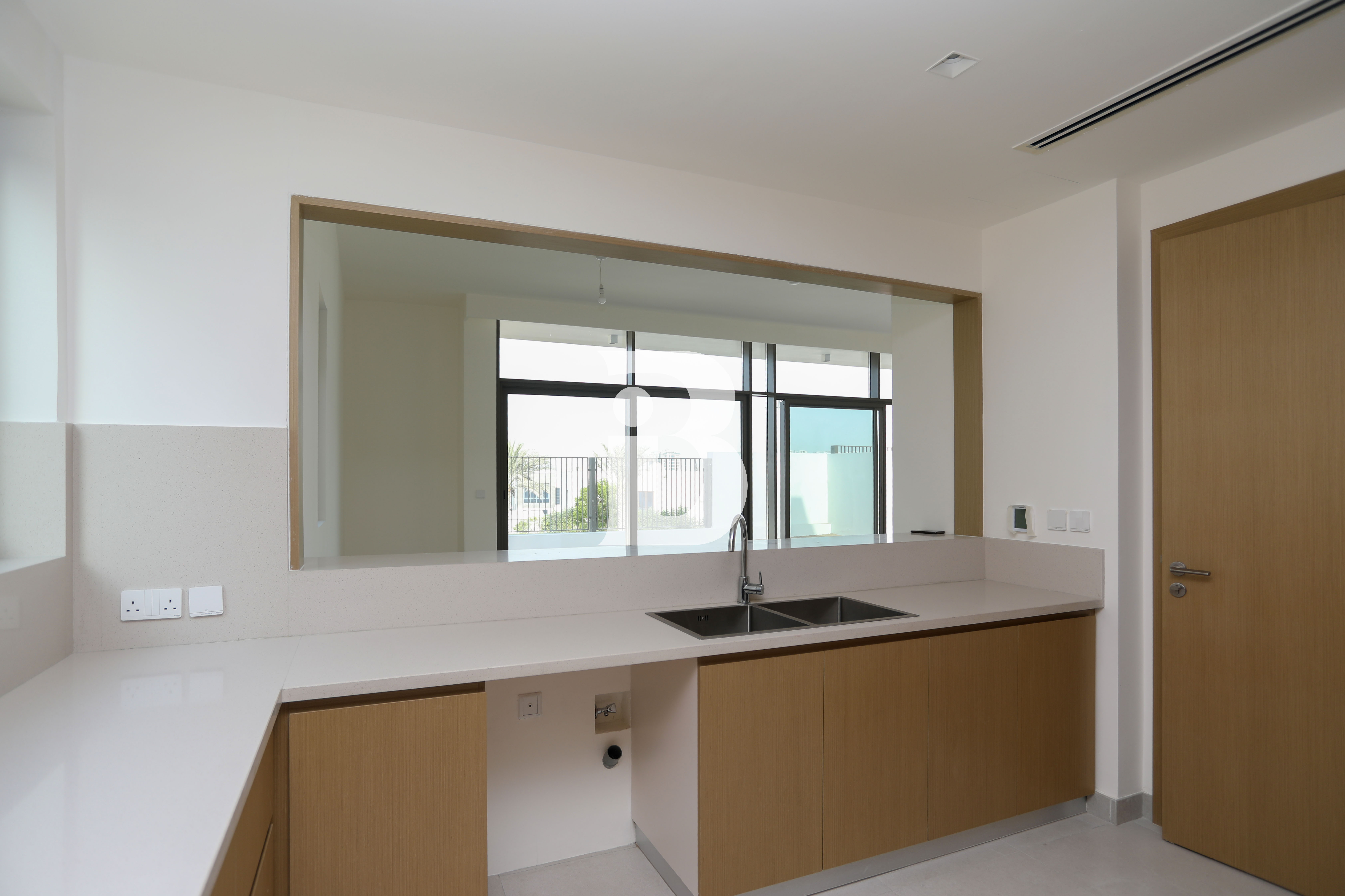 LANDSCAPED | SEMI DETACHED | VACANT