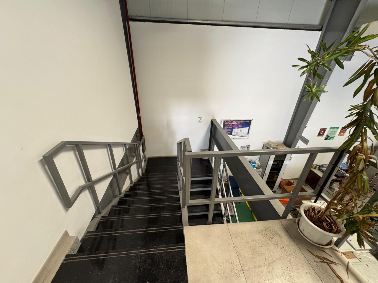 PRIME LOCATION | 114 KW | HIGH CEILING