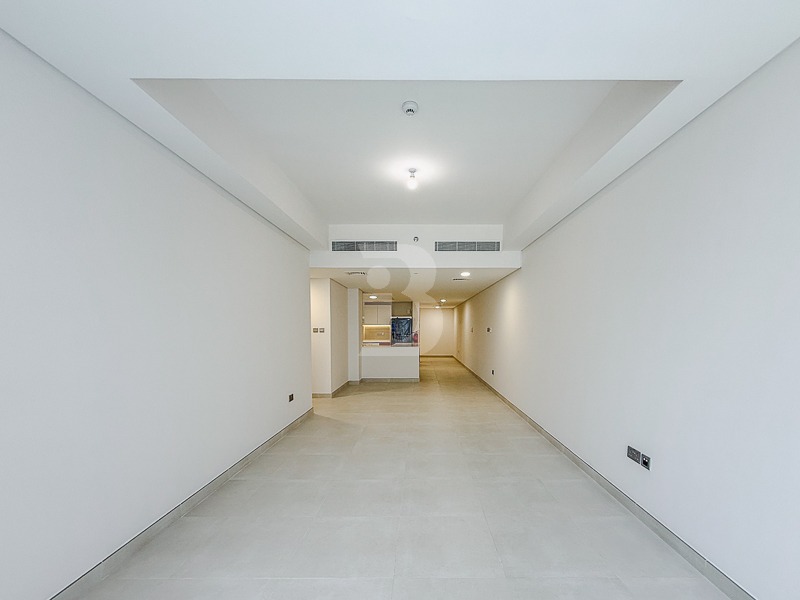 Brand New | Spacious | With Maids rm |Corner Unit